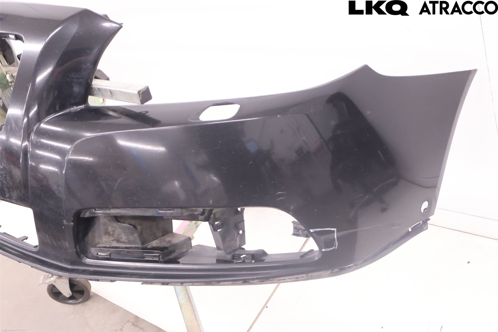 Volvo V70 08-13 Stötfångarbeklädnad Fram