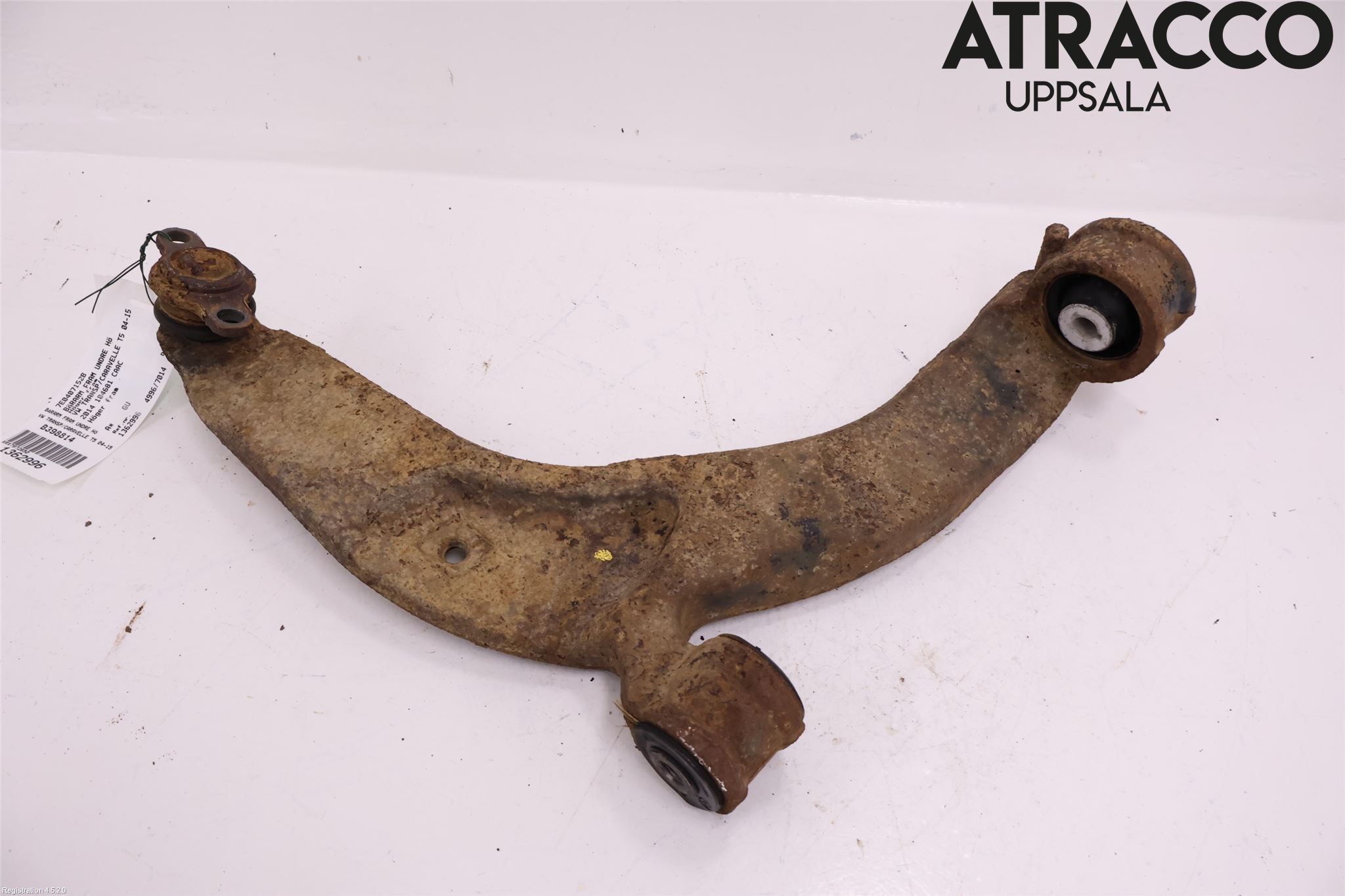 Volkswagen VW TRANSP/CARAVELLE (T5) 04-15 Bärarm Fram Undre Hö