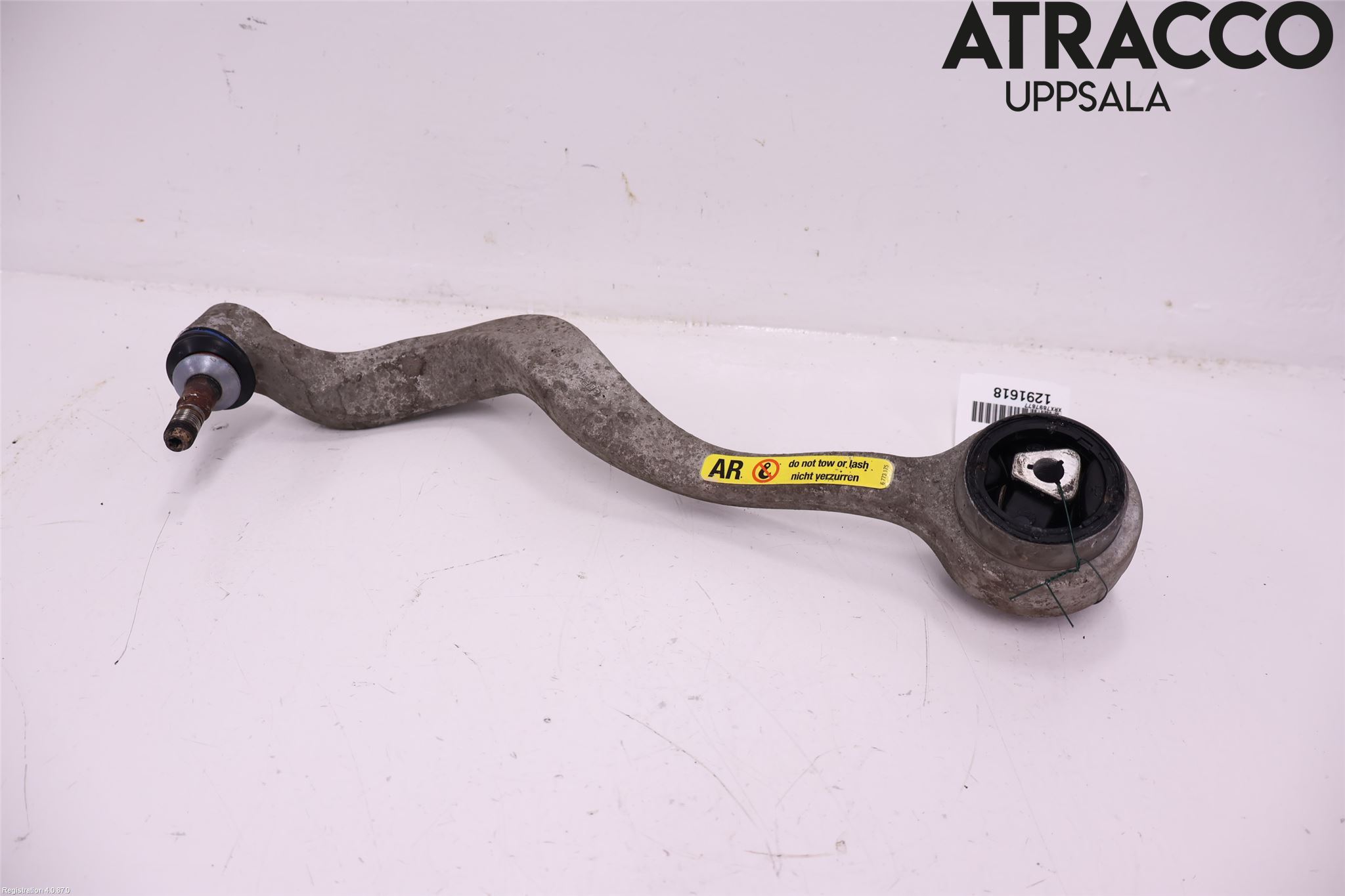 BMW 5 E60/61 Sed/Tou 02-10 Bärarm Fram Undre Hö