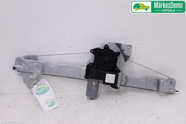 Dacia DUSTER 10-17 Fönsterhiss El Kompl