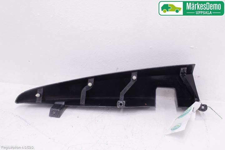 Mercedes-Benz MB CITAN (W415) 13-21 Skärm Hörn Utfyllnad Bak