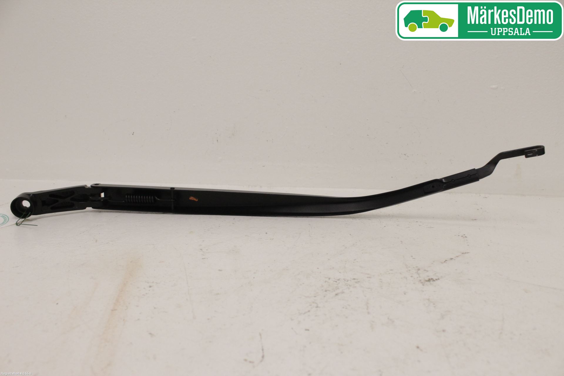 Toyota AURIS 13-19 Torkararm Armar Vindruta