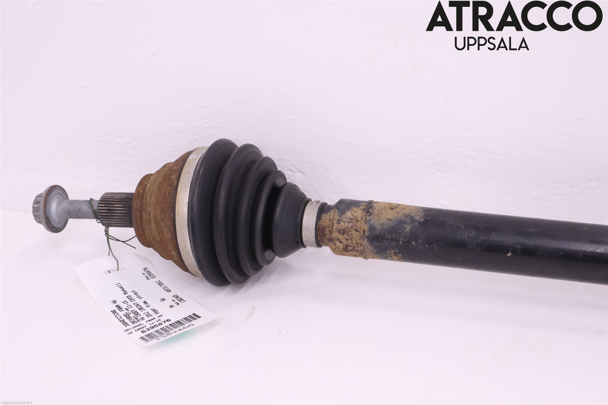 Volkswagen VW CADDY 11-15 Drivaxel Fram Höger