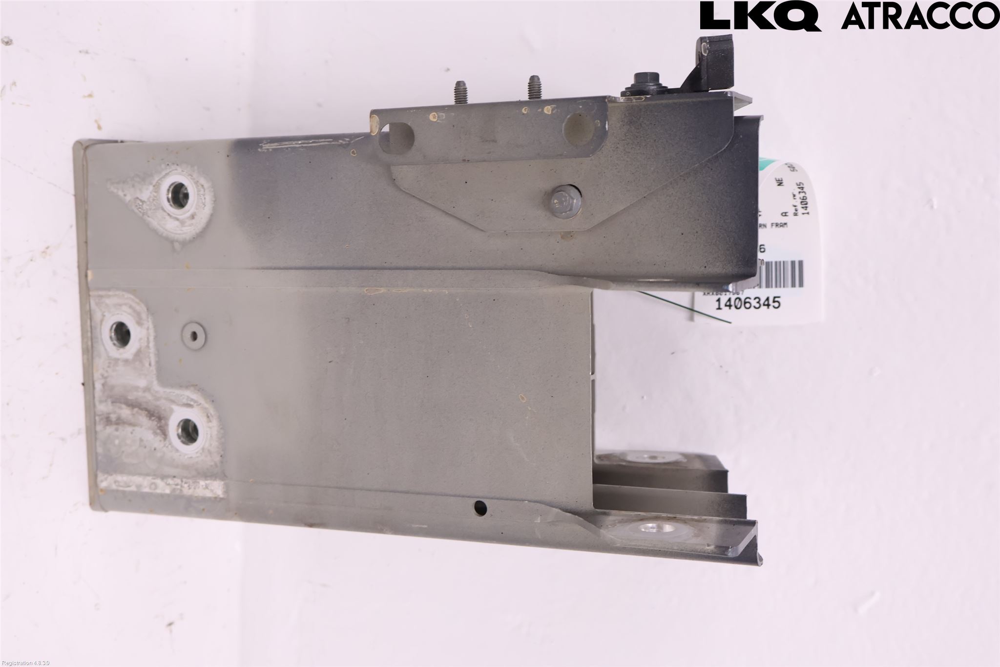 Volvo V90 17->> Stötfångarbärjärn Fram