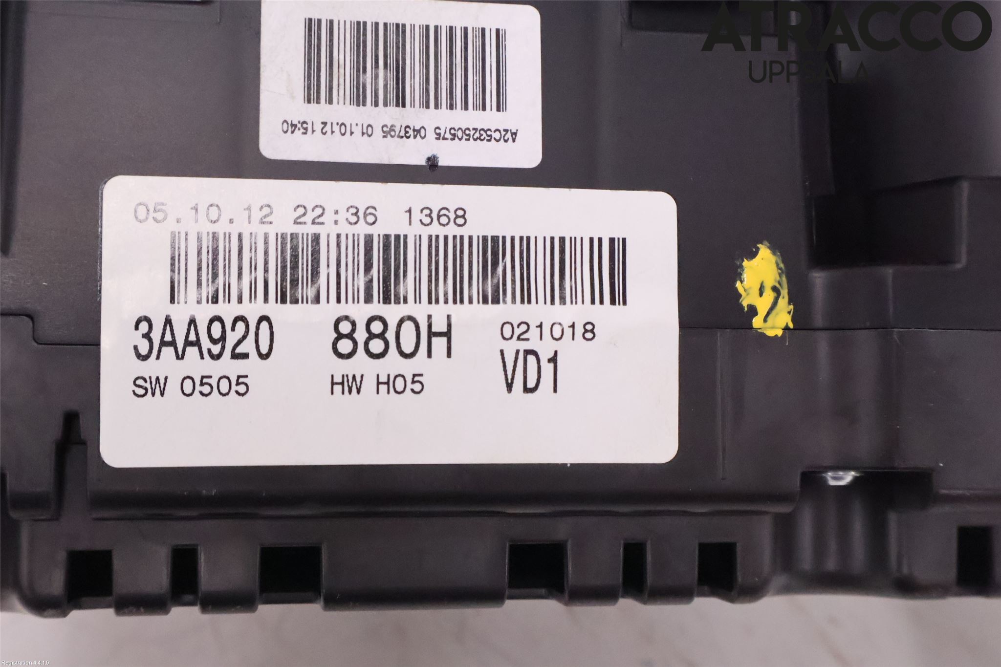 Volkswagen VW PASSAT 11-14 Instrument Komb