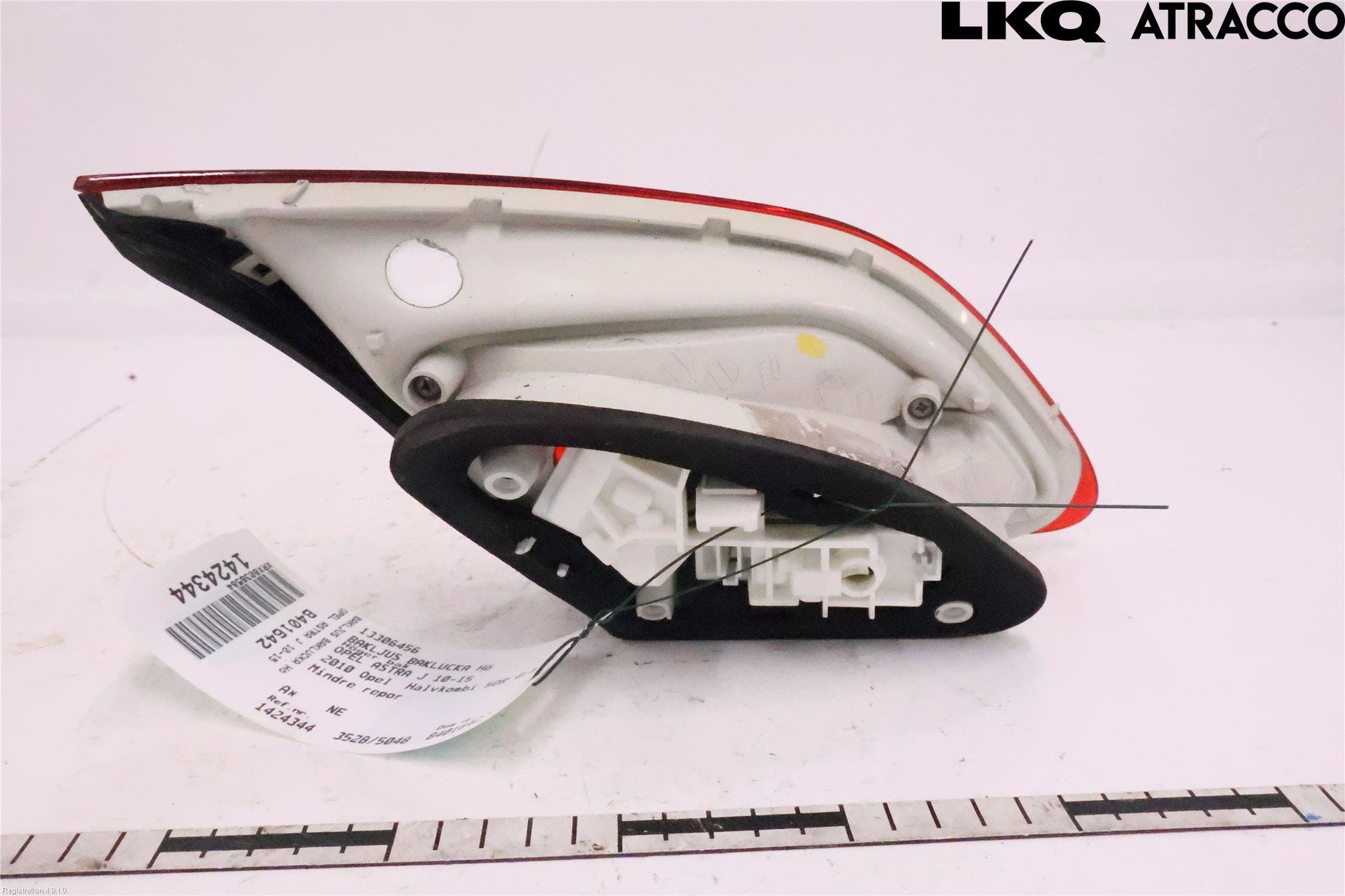 Opel ASTRA J 10-15 Bakljus Lucka Hö