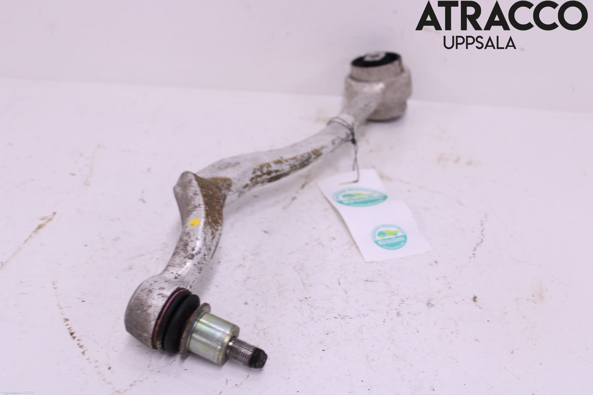 BMW 5 E39 95-04 Bärarm Fram Undre Vä