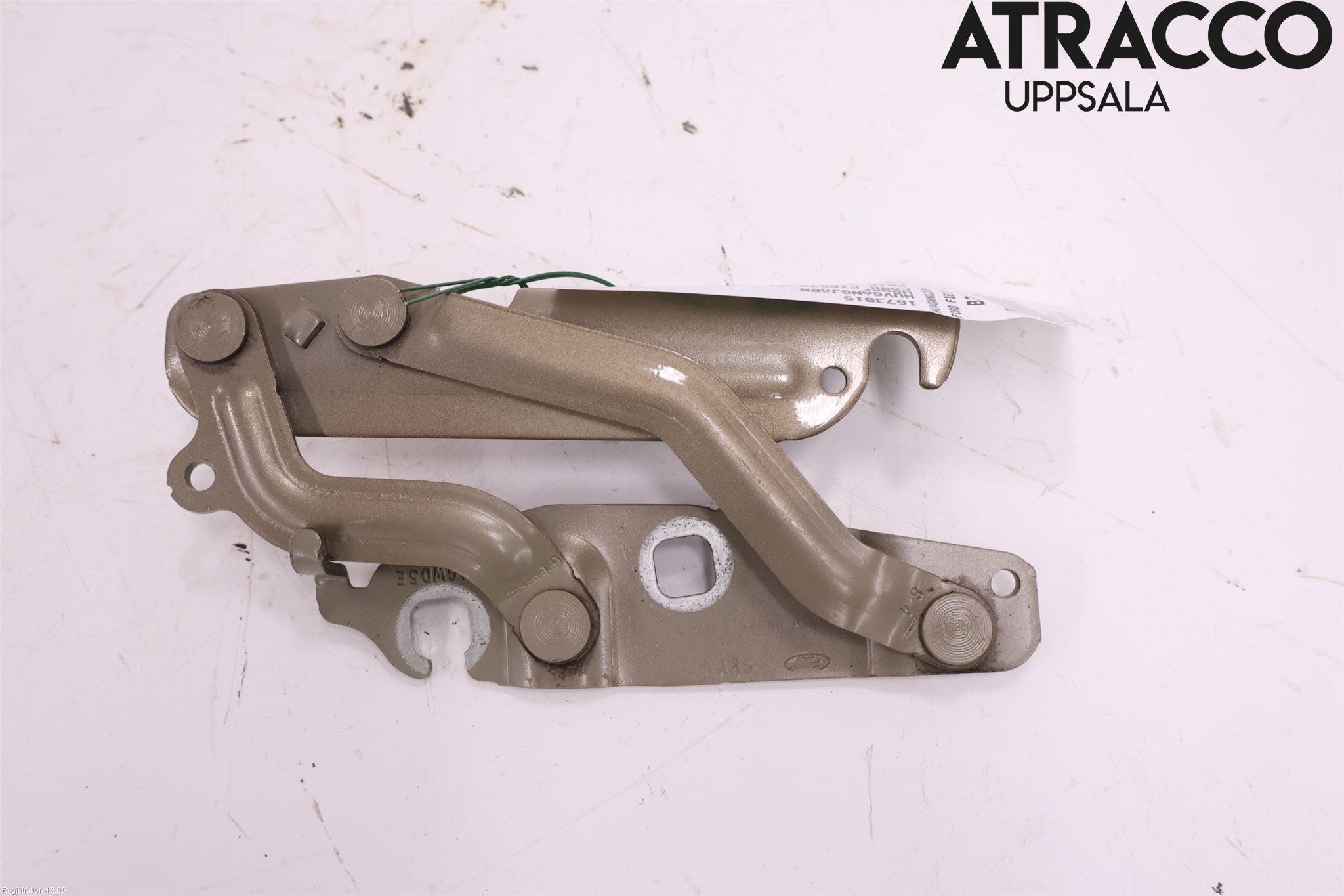 Ford FIESTA 13-17 Huvgångjärn