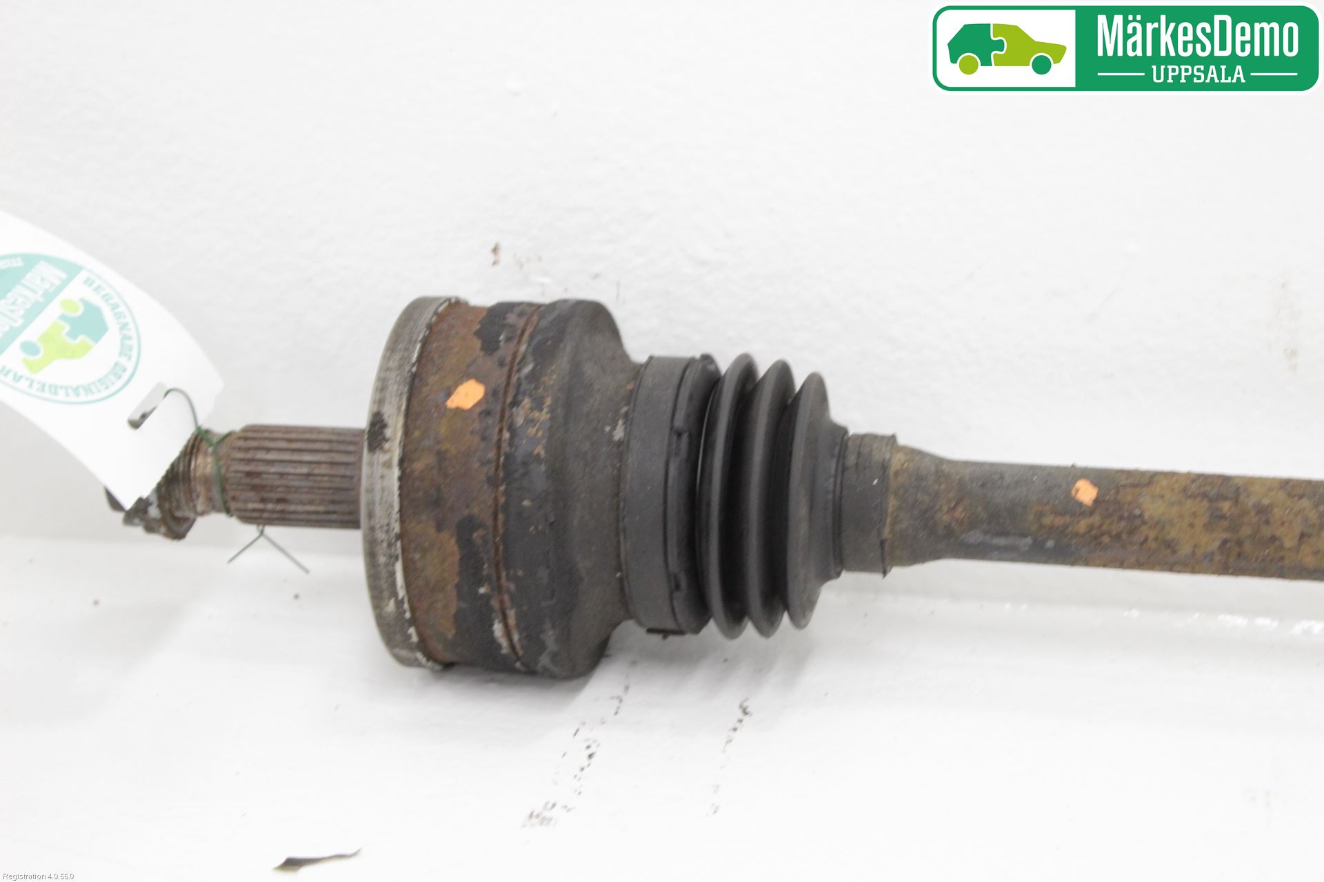 Mercedes-Benz MB C (203) 00-07 Drivaxel Bak Vänster