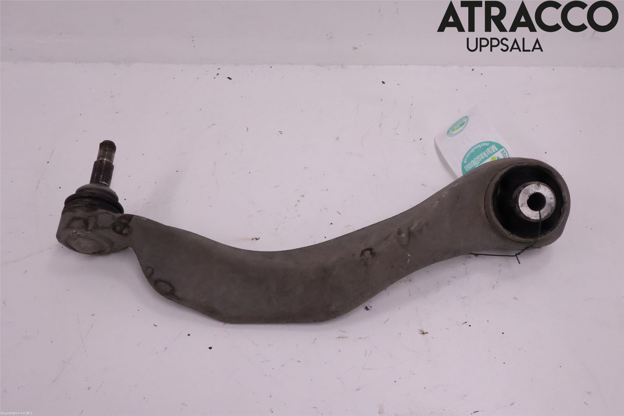 BMW 5 F10/F11/F18 09-17 Bärarm Fram Undre Hö