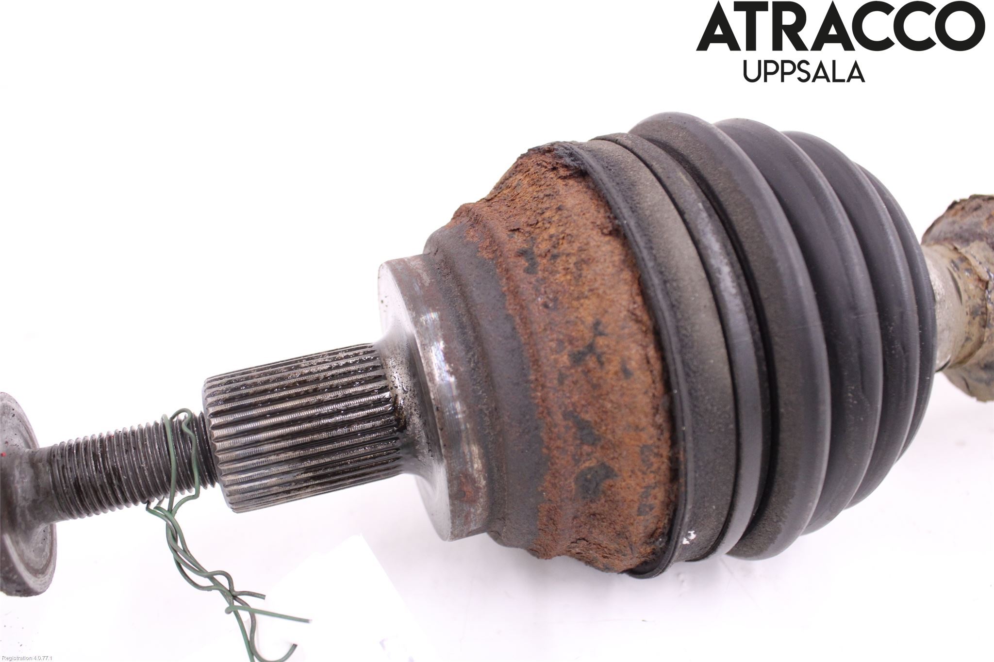 Volkswagen VW PASSAT 05-11 Drivaxel Fram Höger