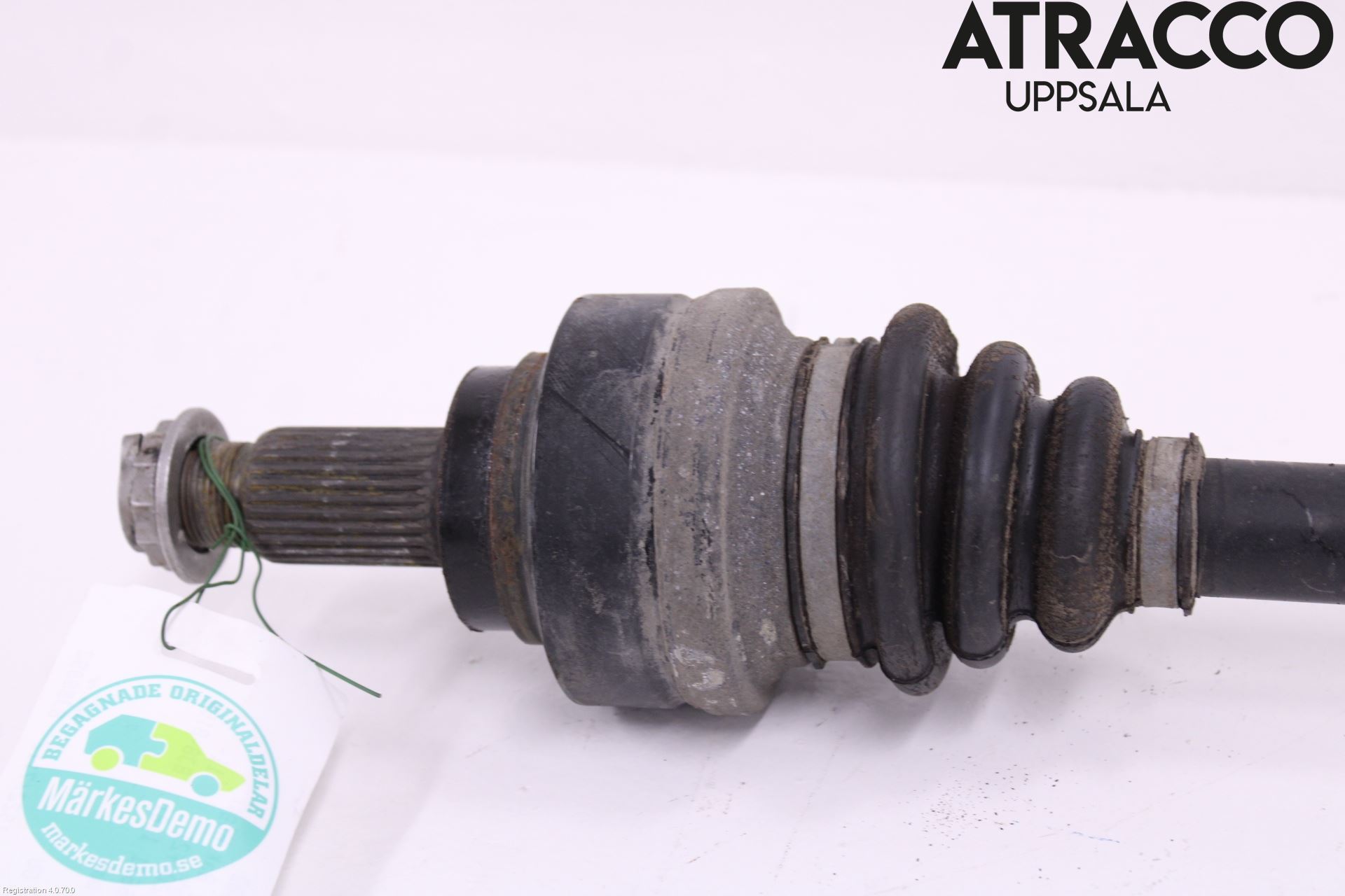 BMW 1 F20/F21 11-19 Drivaxel Bak Höger