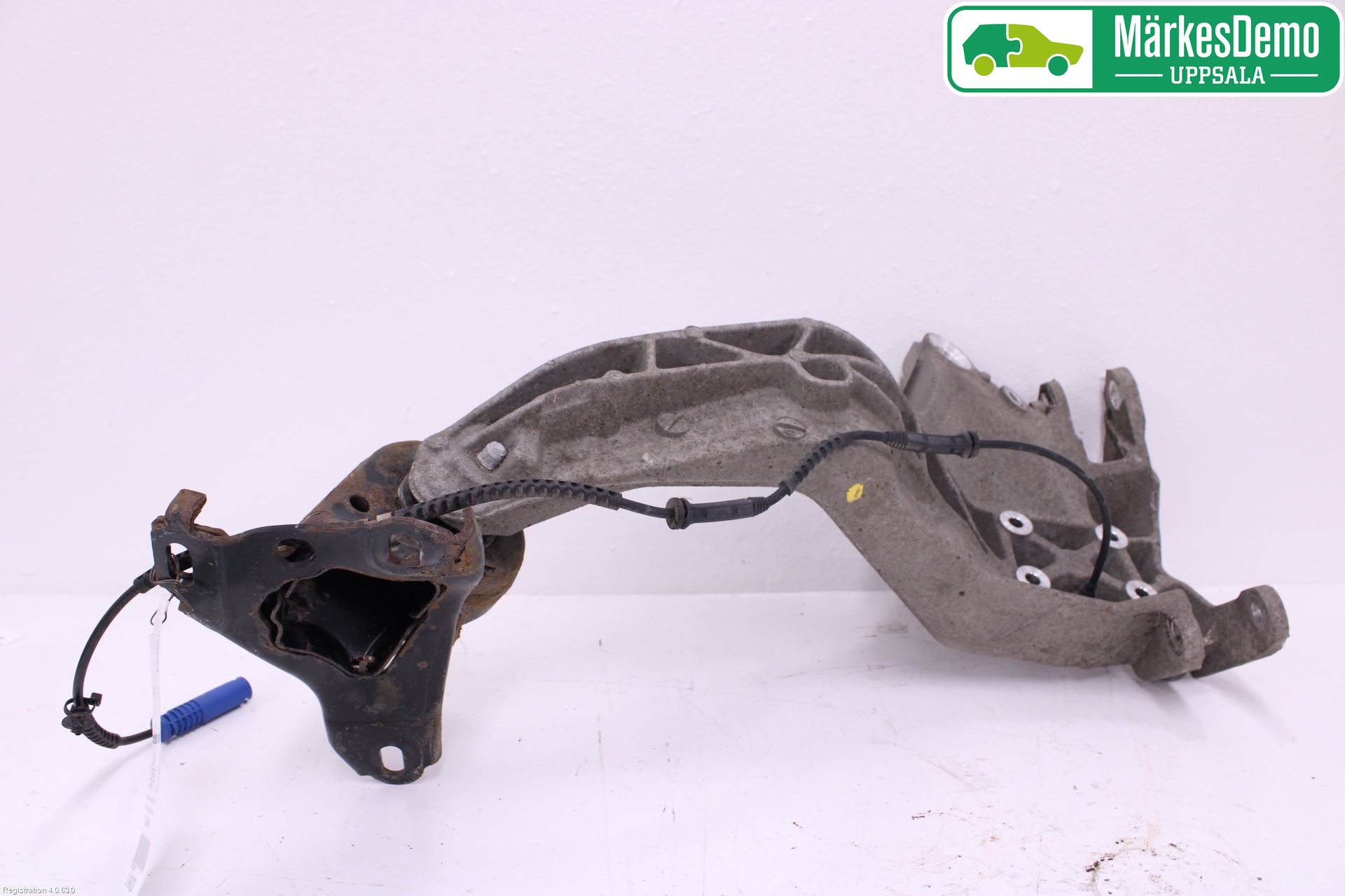 Mini COUPE R56 05-14 Hjullagerhus-Spindel Vä B