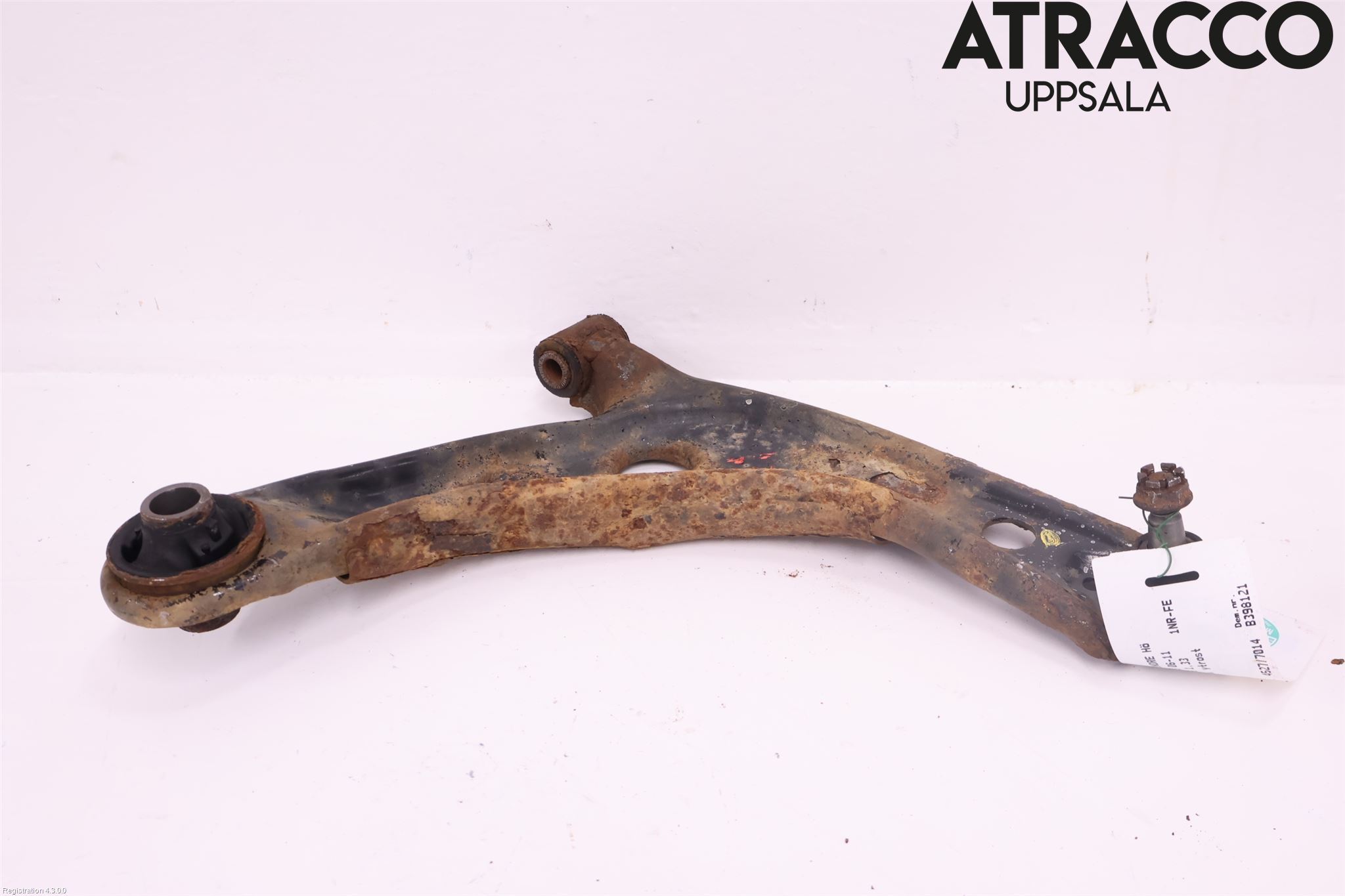 Toyota YARIS XP90 06-11 Bärarm Fram Undre Hö