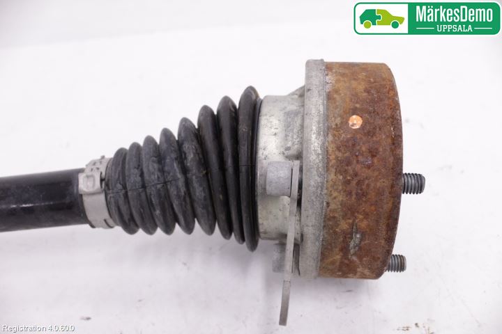 Skoda FABIA 15-21 Drivaxel Fram Vänster