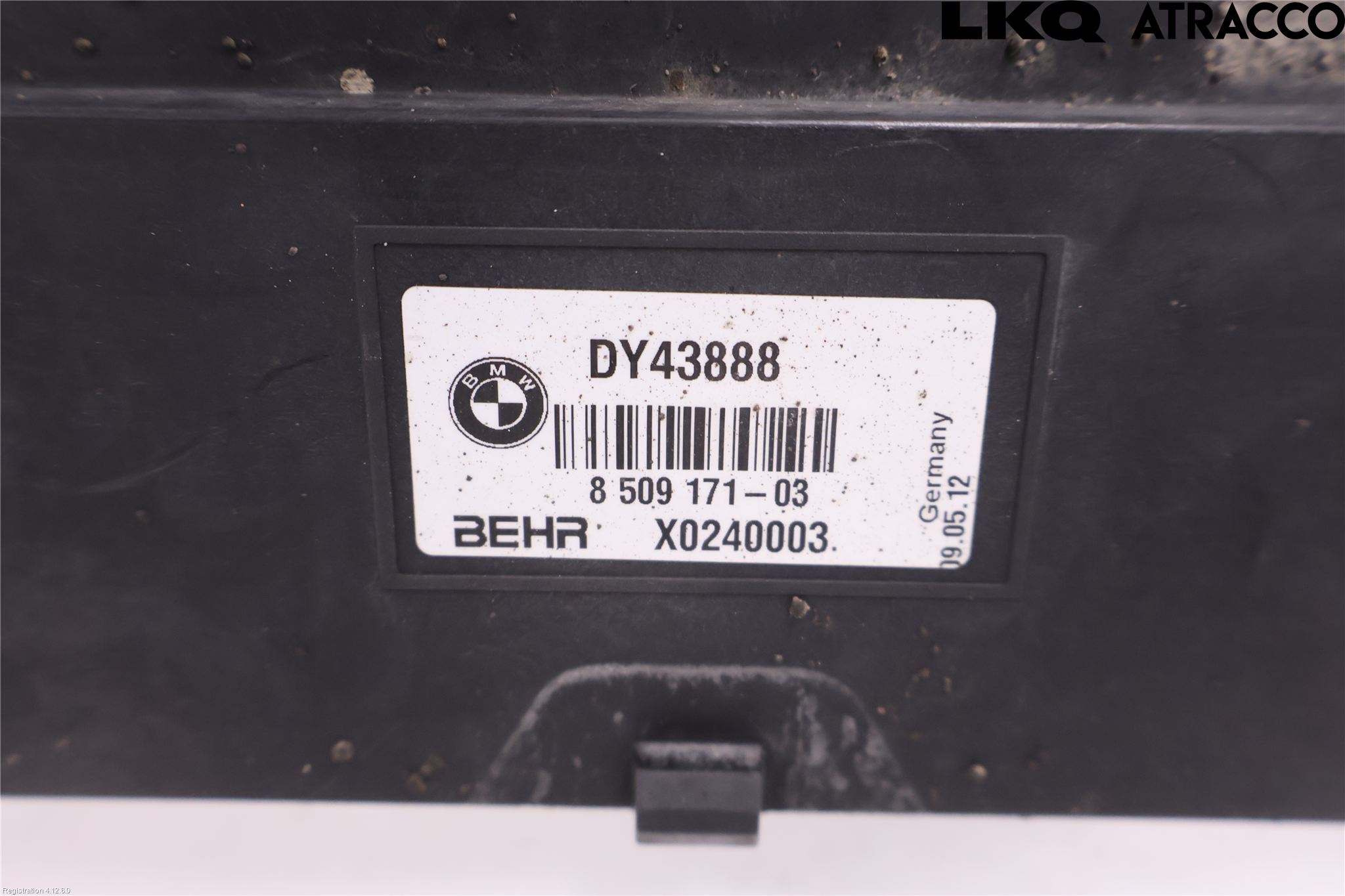 BMW 5 F10/F11/F18 09-17 Kylarfäste-Ram-Balk