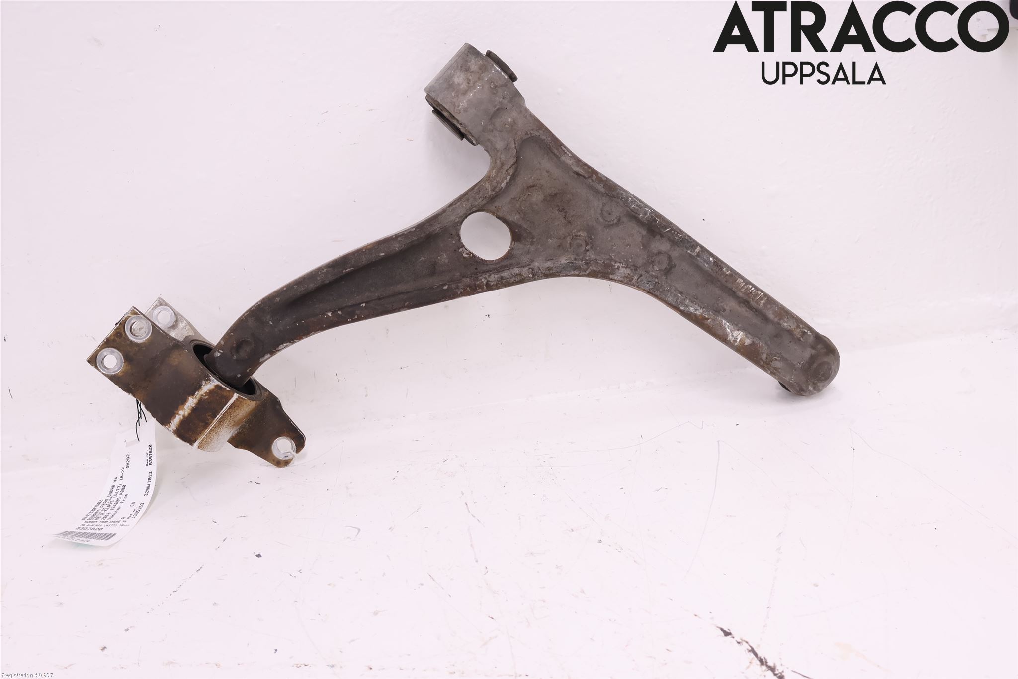Mercedes-Benz MB A-KLASS (W177) 18- Bärarm Fram Undre Vä