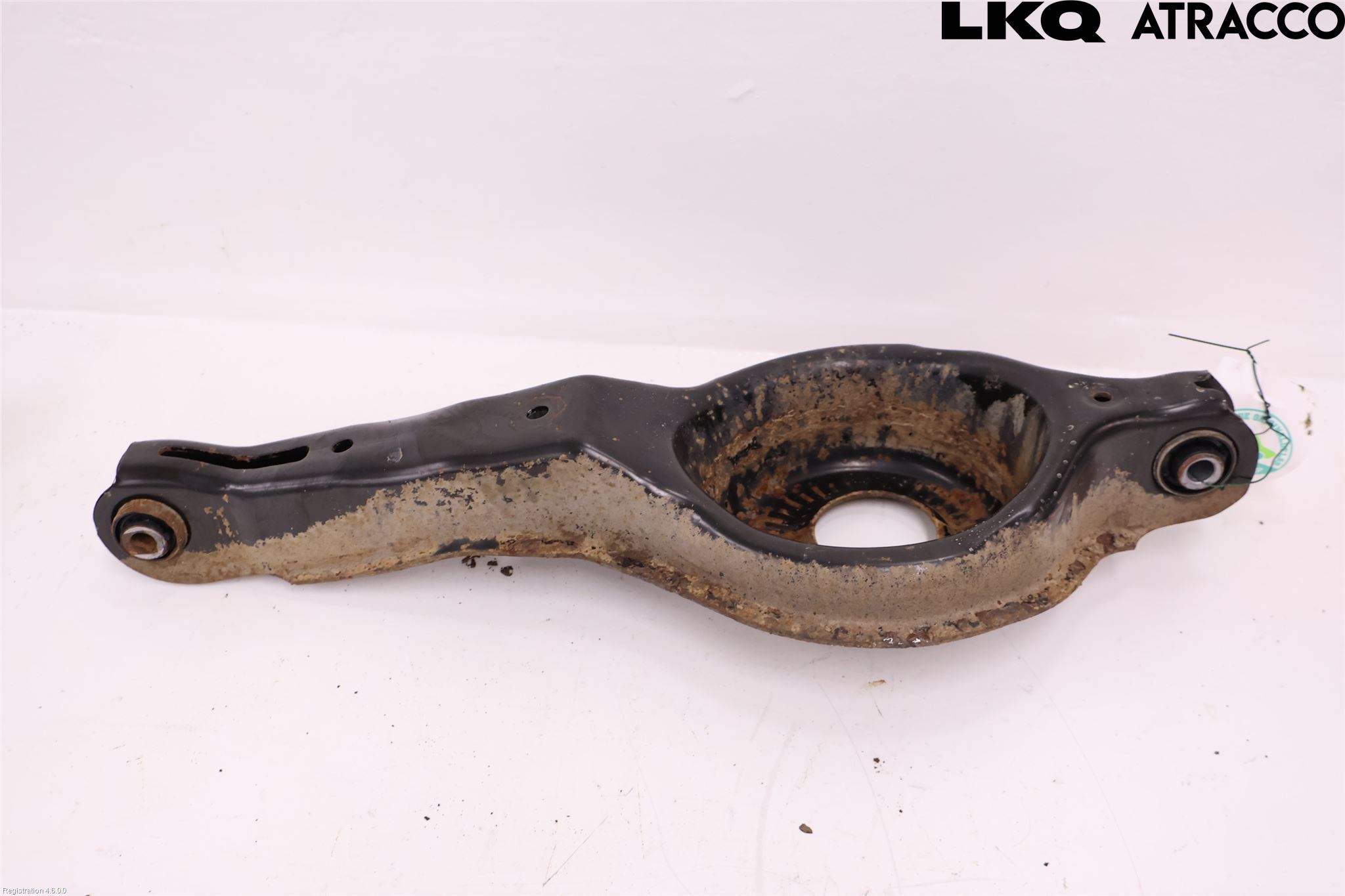 Ford FOCUS 15-18 Bärarm Bak Vänster