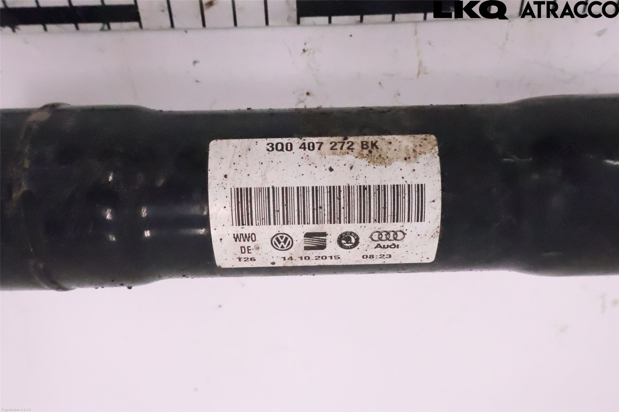 Volkswagen VW PASSAT 15-19 Drivaxel Fram Höger