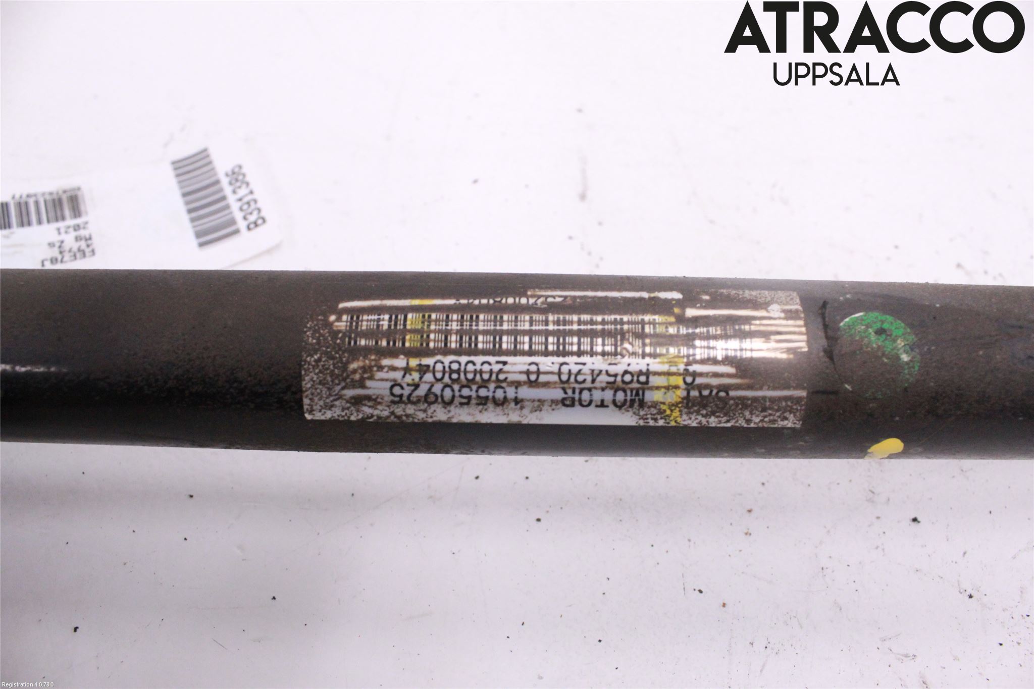 MG ZS EV 20- Drivaxel Fram Höger