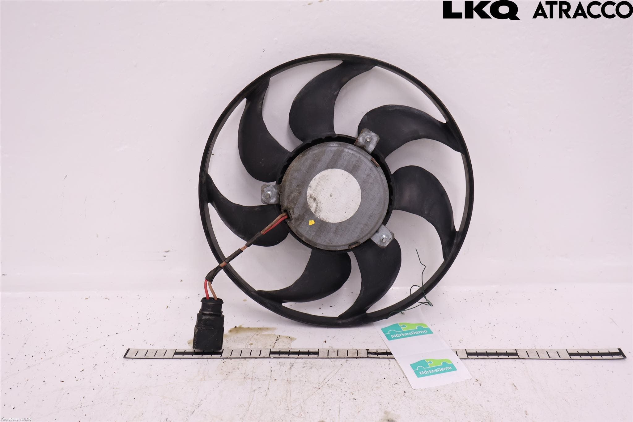 Volkswagen VW PASSAT 11-14 Kylfläkt El