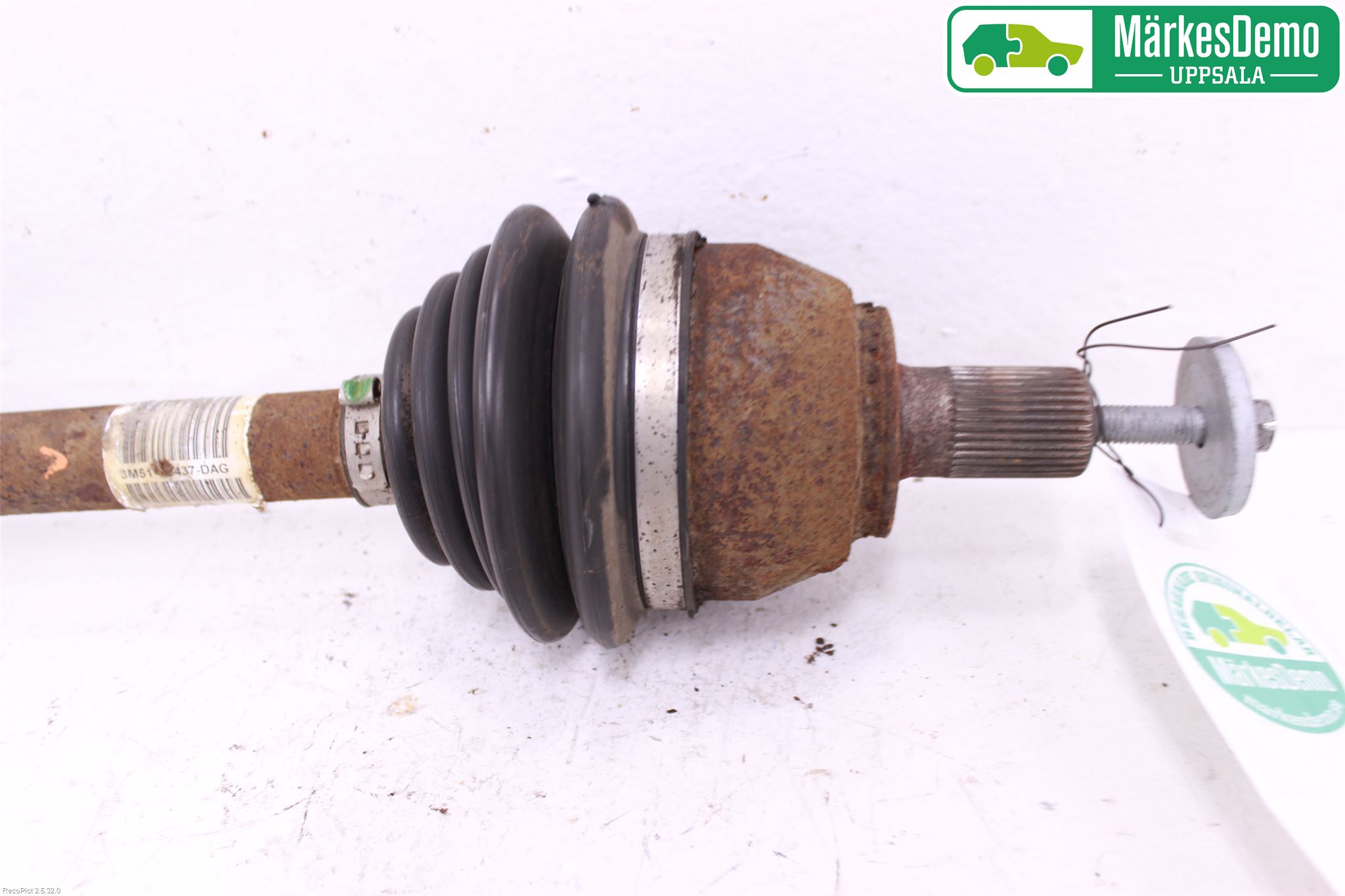 Ford FOCUS 08-11 Drivaxel Fram Vänster