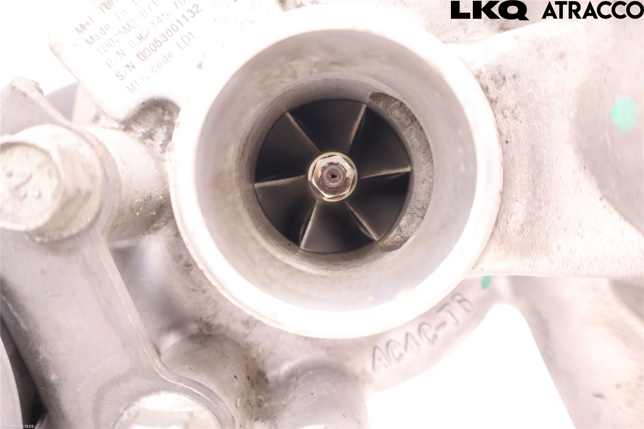 Volkswagen VW GOLF VI 09-13 Turboaggregat