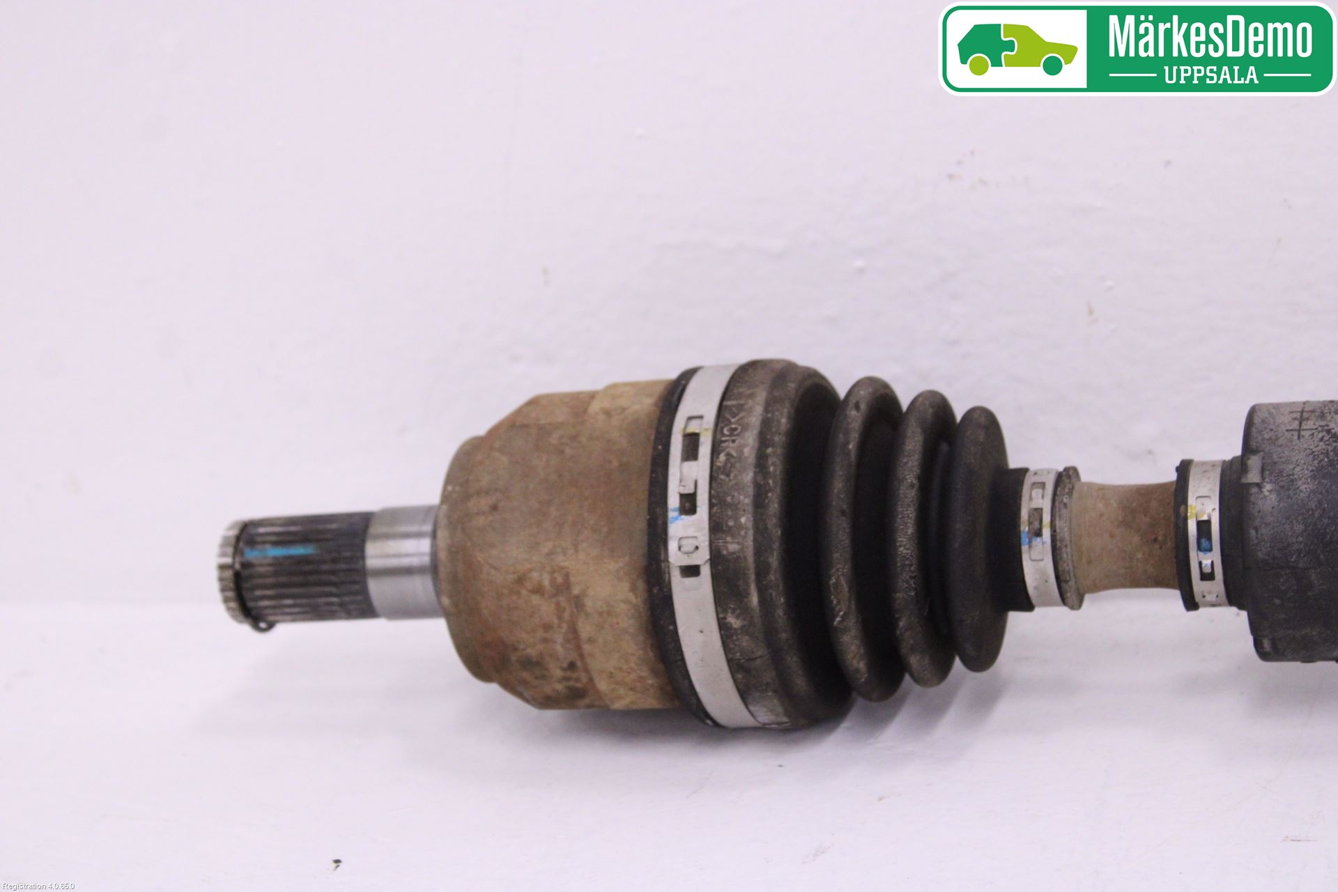Hyundai i30 GD 13-17 Drivaxel Fram Vänster