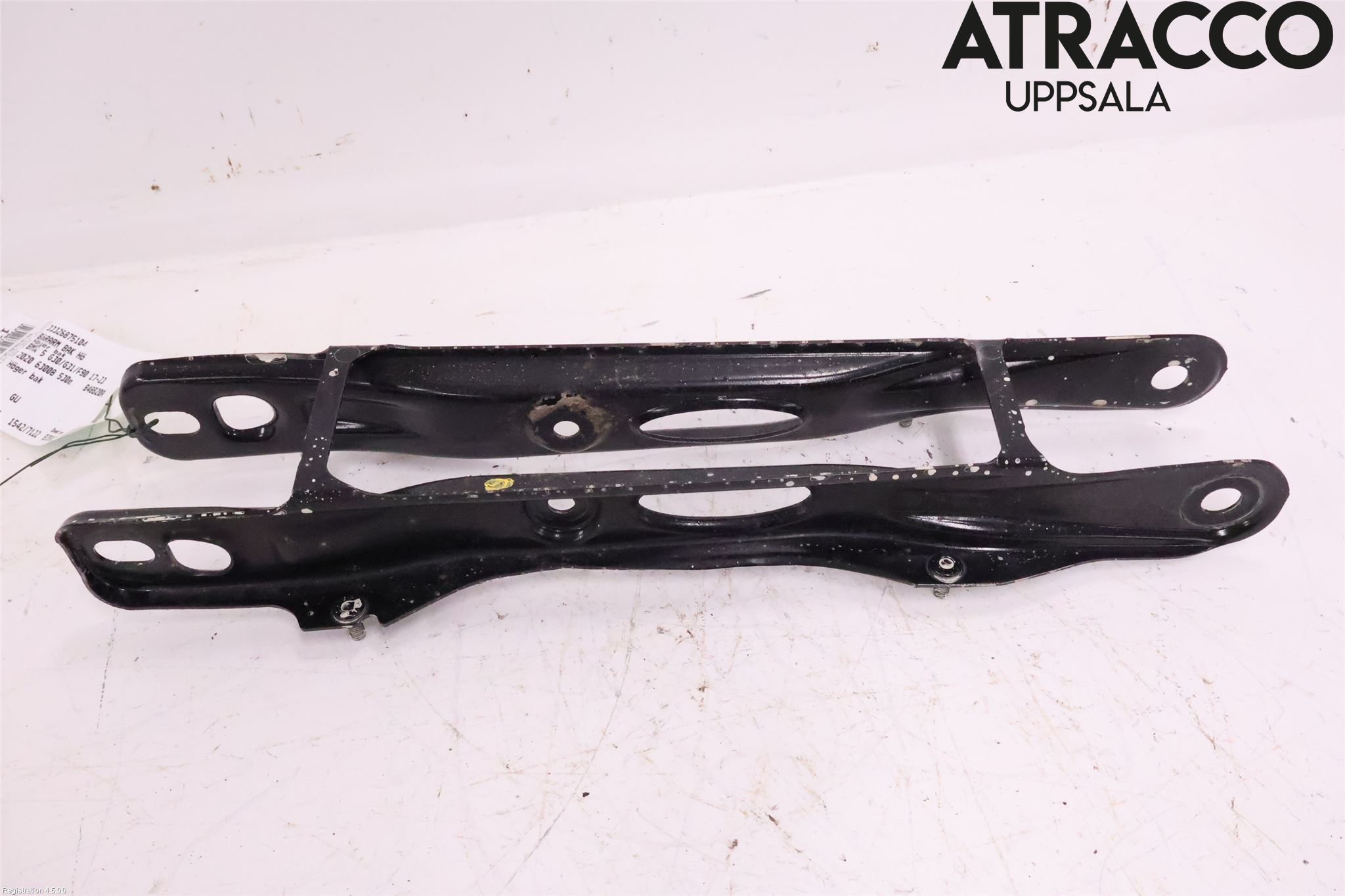 BMW 5 G30/G31/F90 17-23 Bärarm Bak Höger