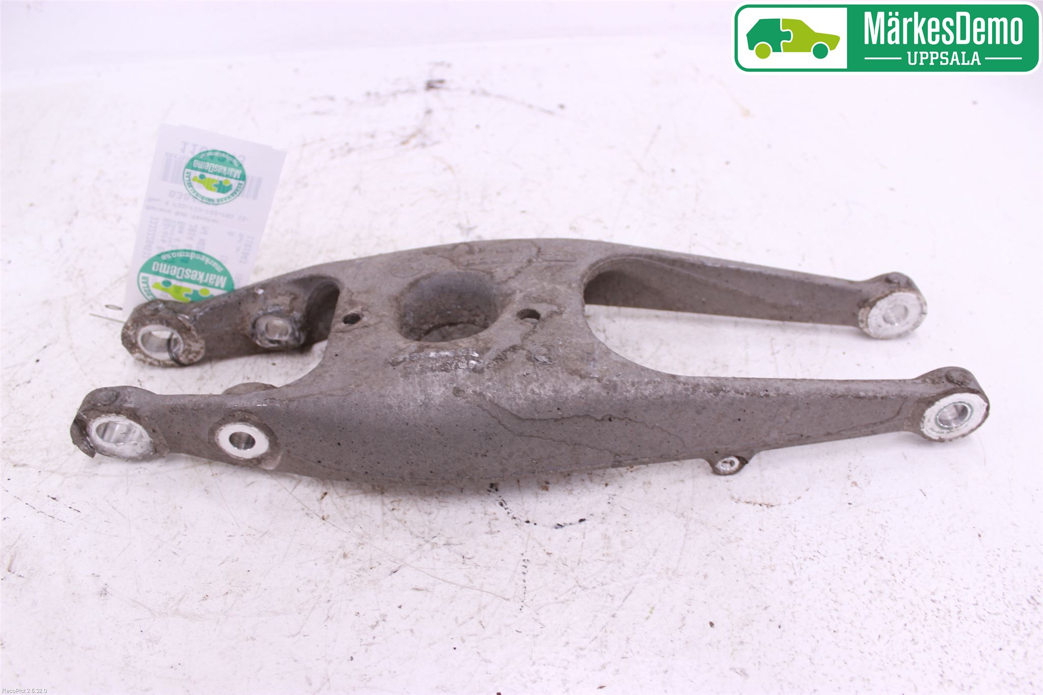 BMW 4 F32/F33/F82/F83 13-20 Bärarm Bak Vänster