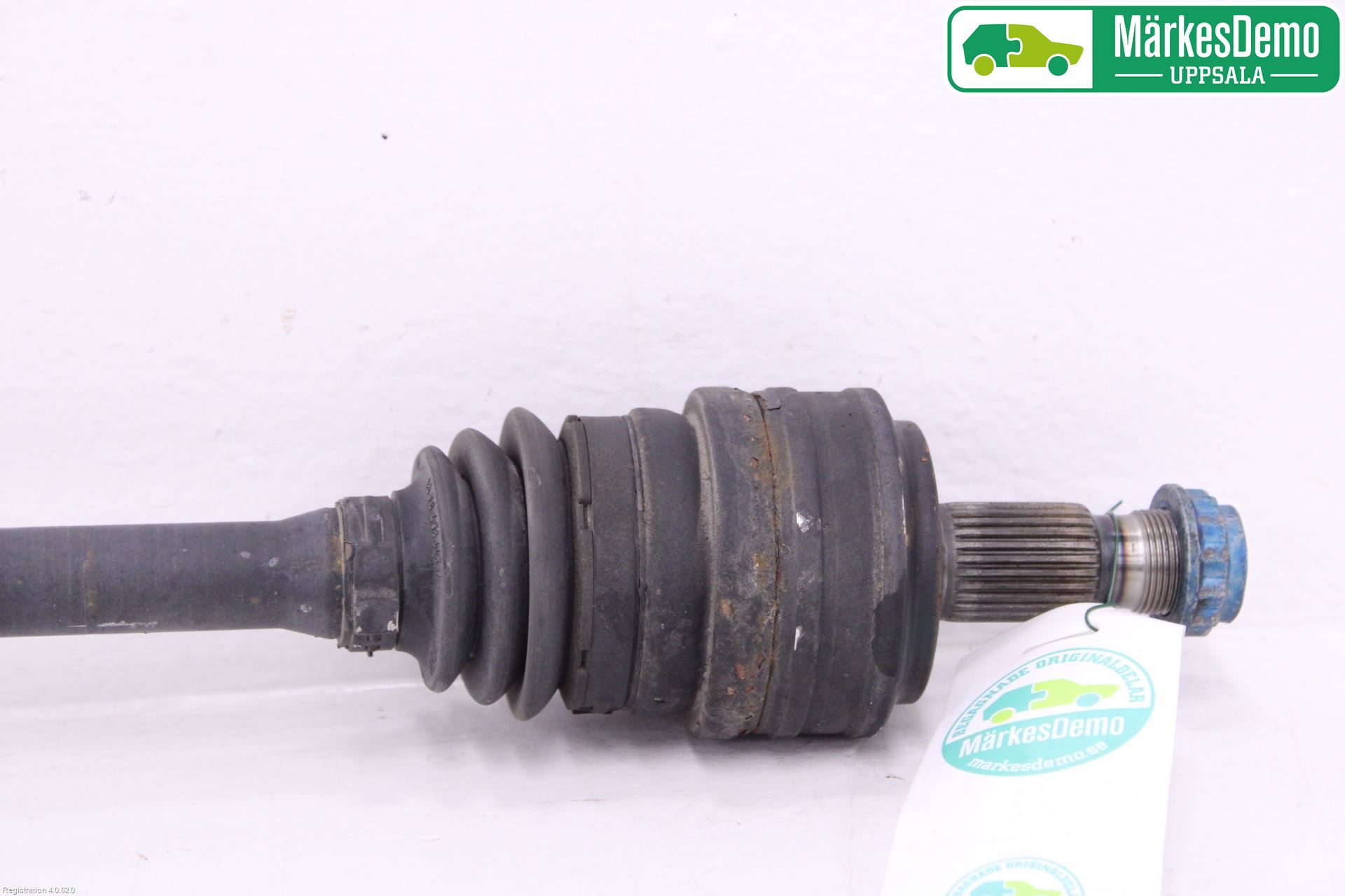 Mercedes-Benz MB C-KLASS (W205) 14-21 Drivaxel Bak Vänster
