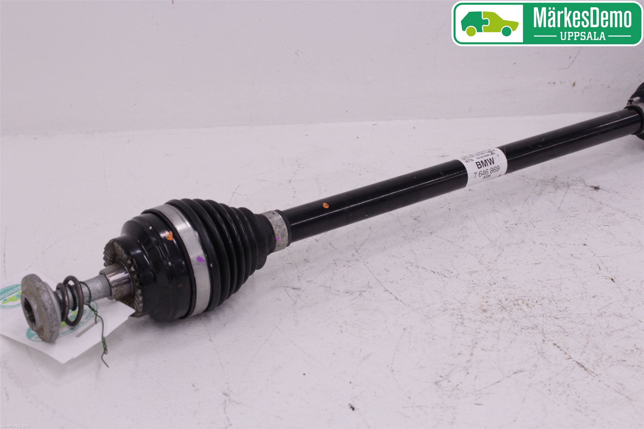 Mini COUNTRYMAN F60 17-23 Drivaxel Bak Vänster