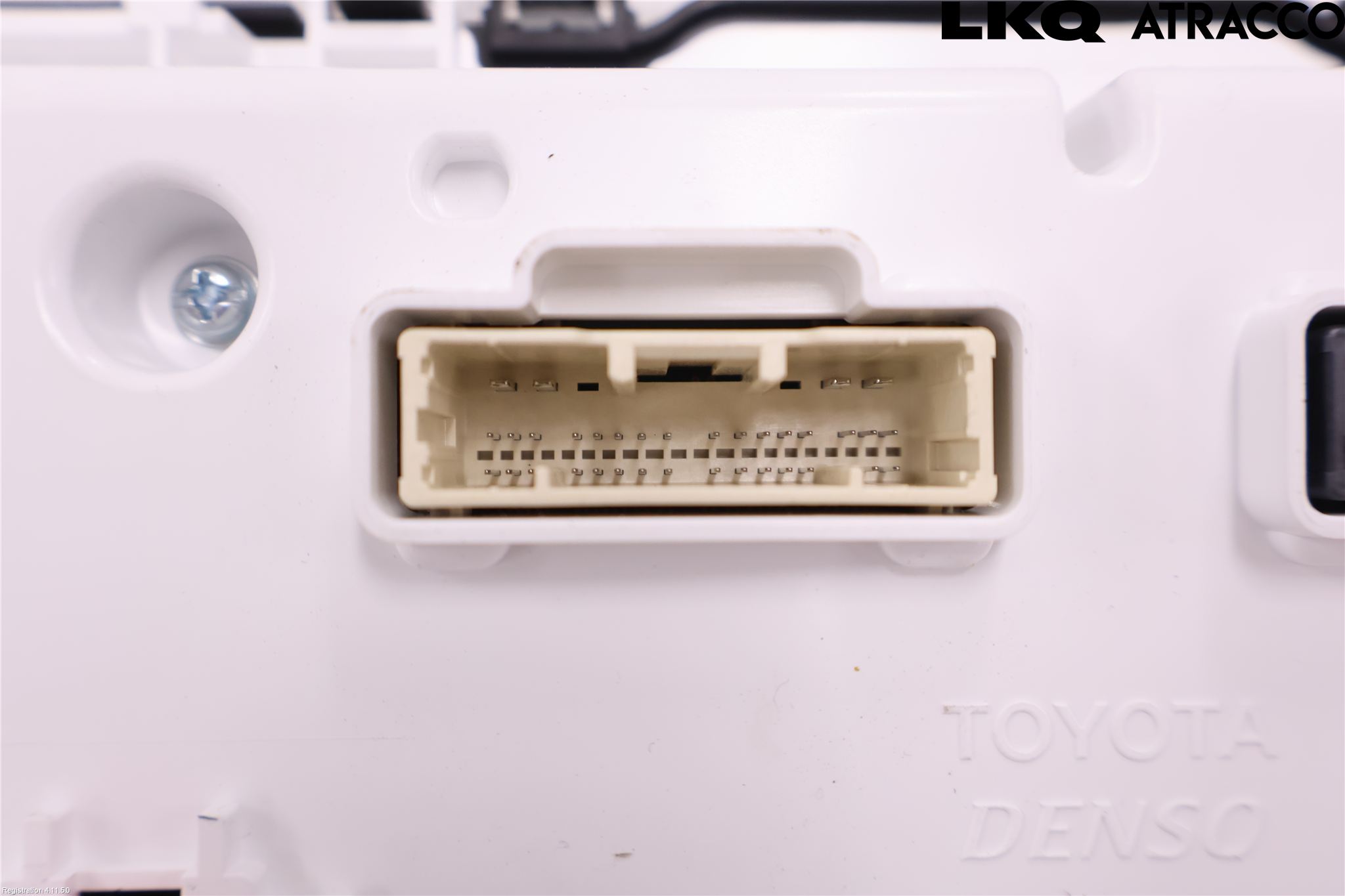 Toyota YARIS XP21 20- Instrument Komb