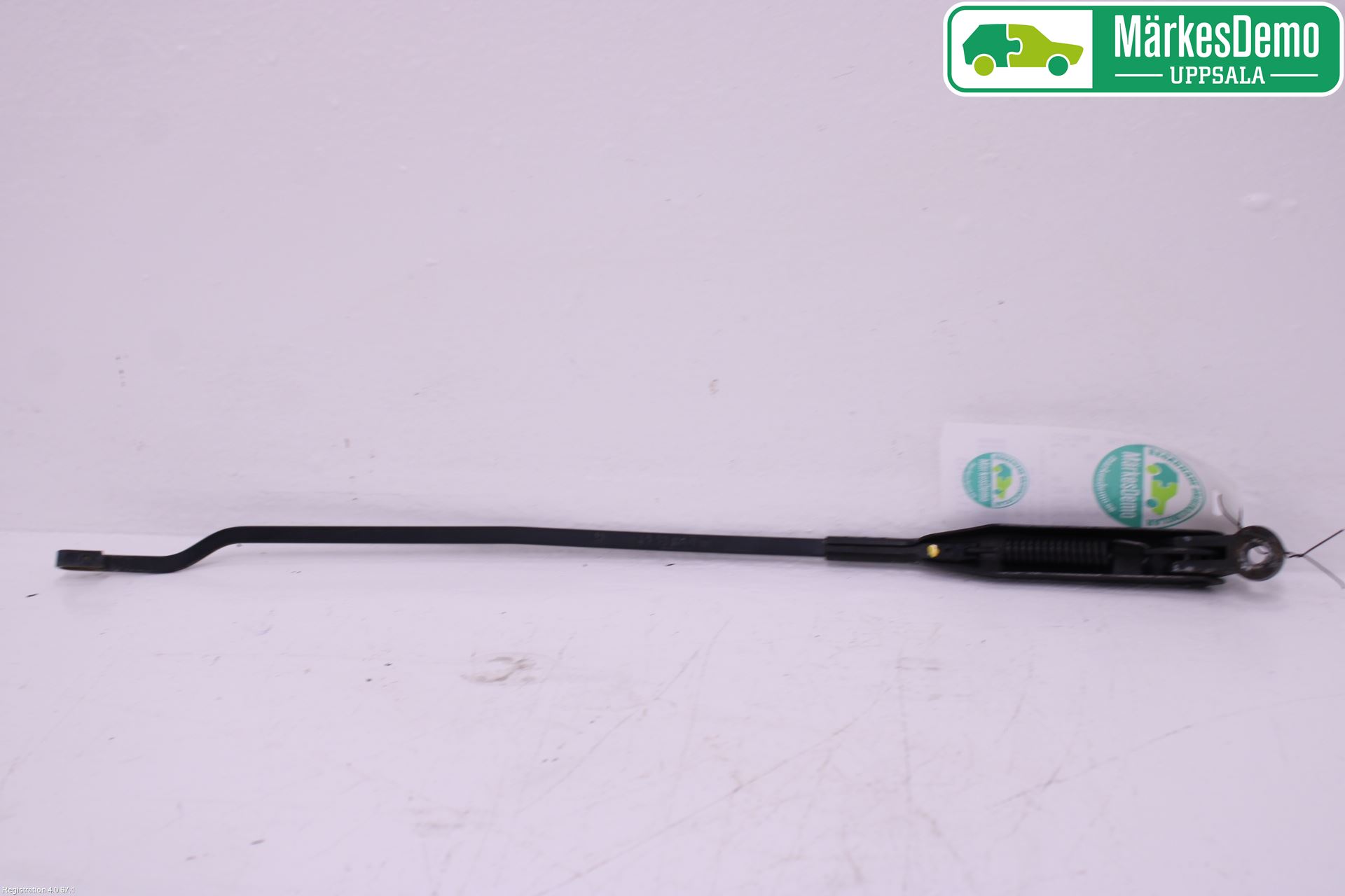 Opel CORSA C    00-06 Torkararm Armar Vindruta