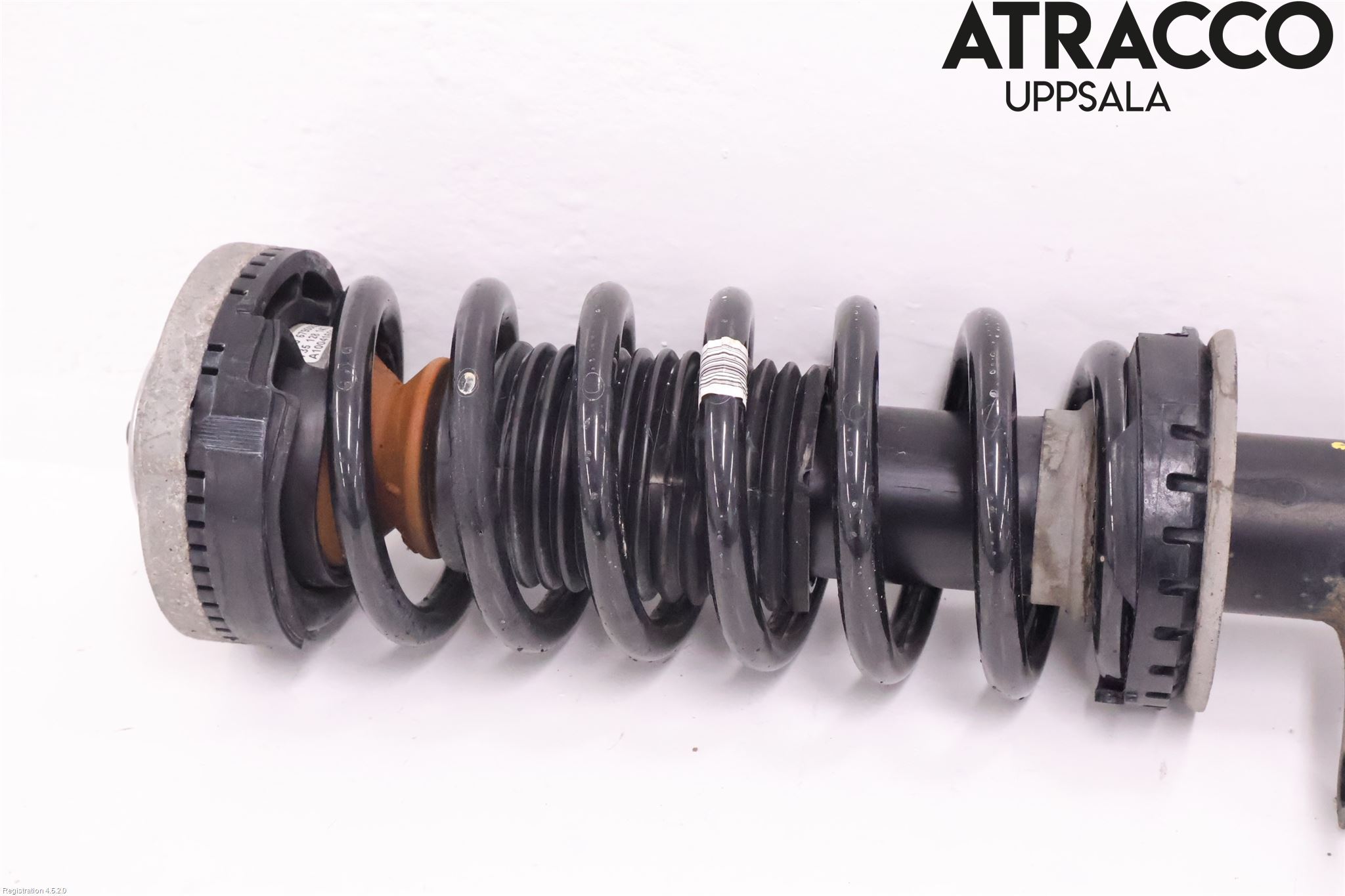 BMW 5 F10/F11/F18 09-17 Fjäderben Fram Höger