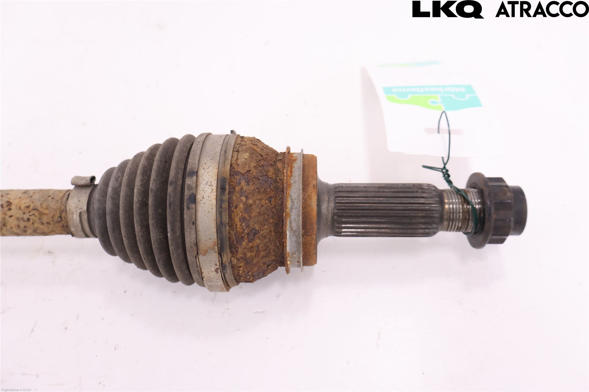 Toyota RAV4 19- Drivaxel Bak Höger