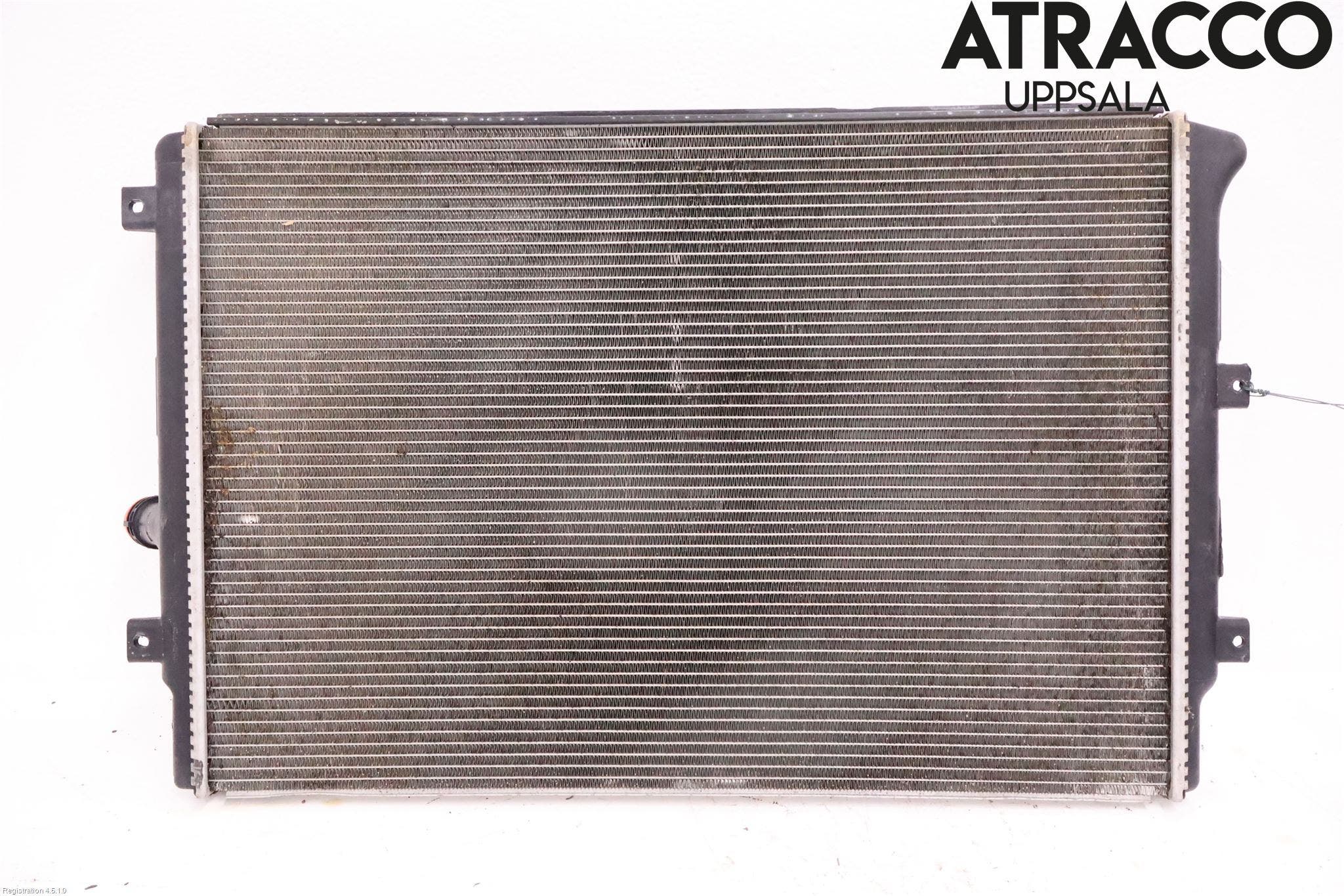 Volkswagen VW JETTA VI 11- Kylare Aut