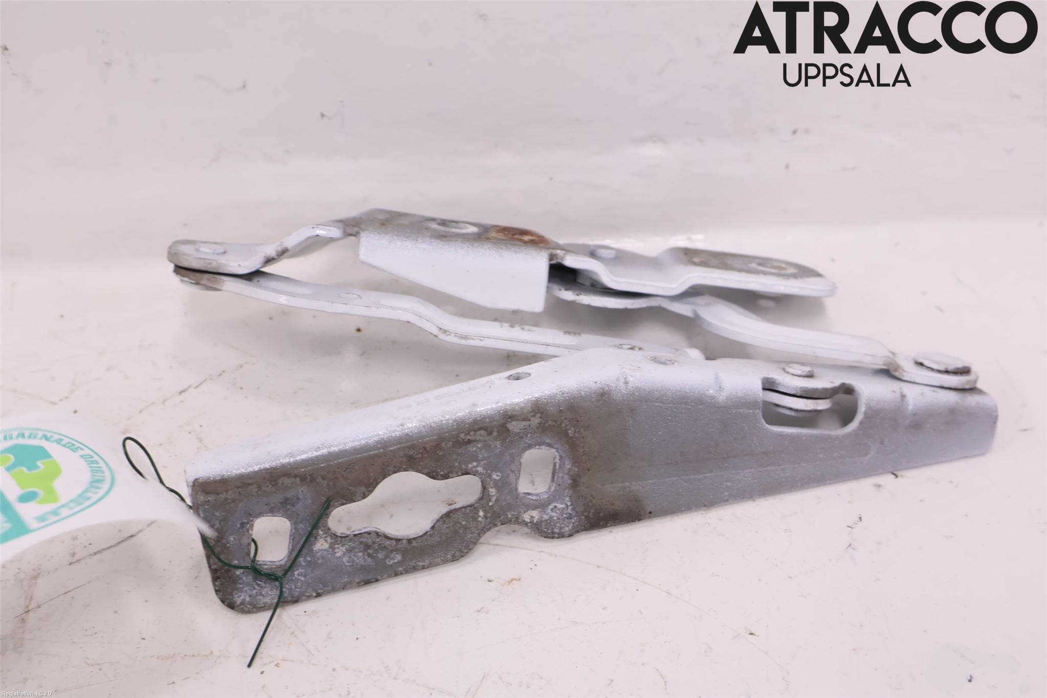 Ford TRANSIT/TOURNEO CONNECT 13-22 Huvgångjärn