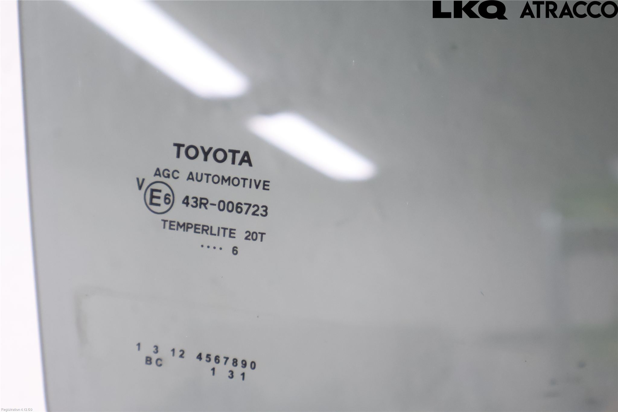 Toyota AURIS 13-19 Dörruta Bak Höger