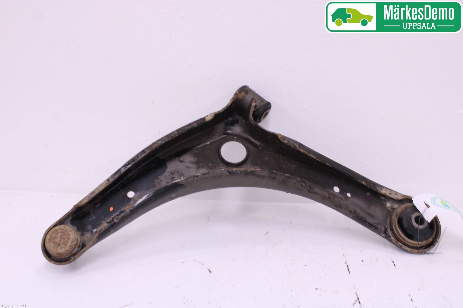 Mitsubishi OUTLANDER 13-21 Bärarm Fram Undre Hö