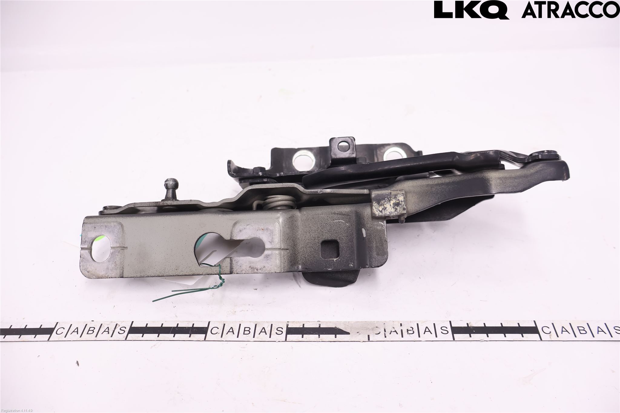 Volvo V90 17->> Huvgångjärn