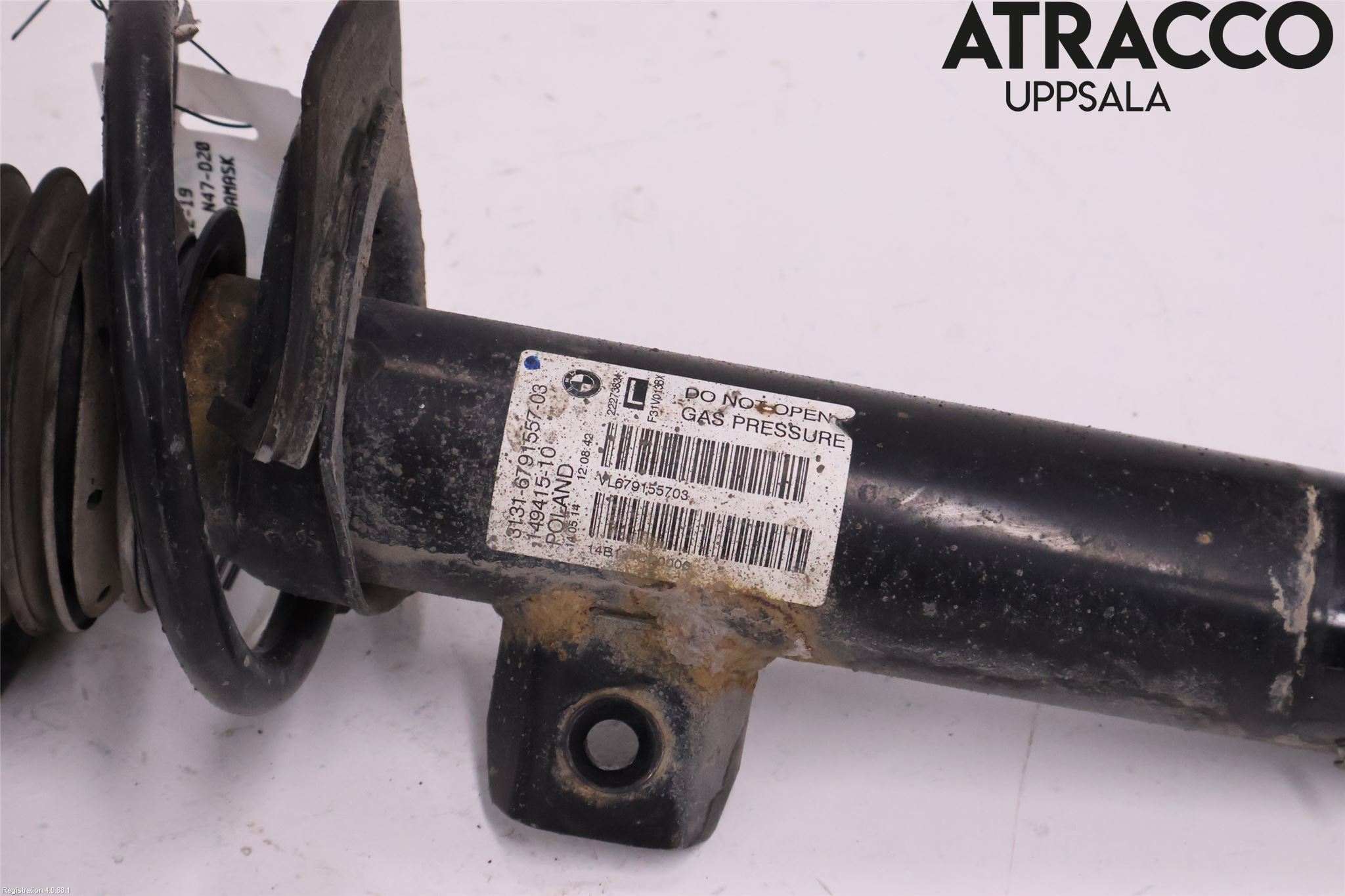 BMW 3 F30/F31/F80 12-19 Fjäderben Fram Vänster