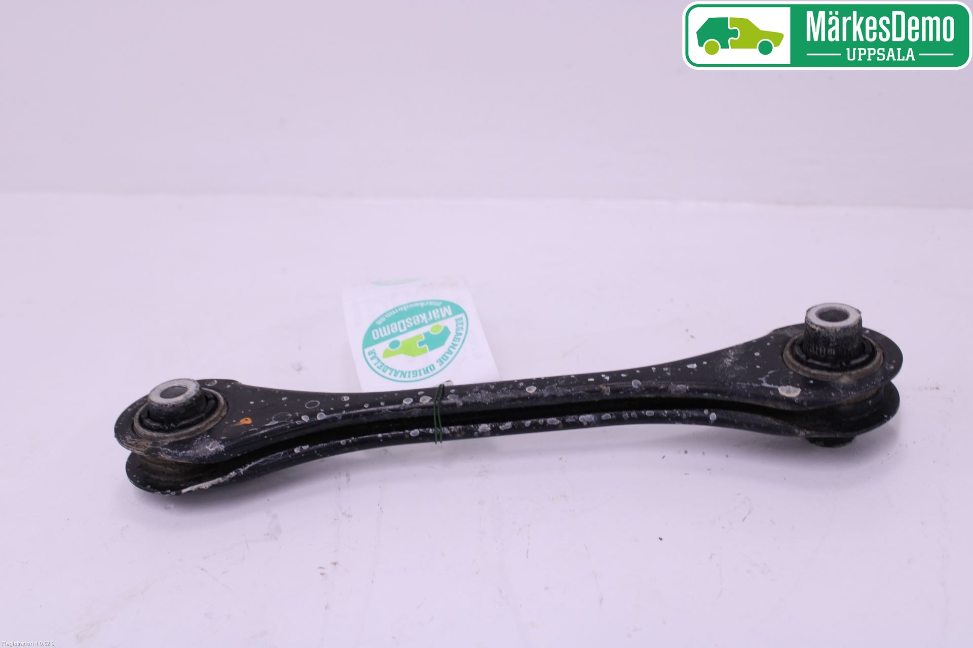 Volkswagen VW PASSAT 15-19 Bärarm Bak Höger