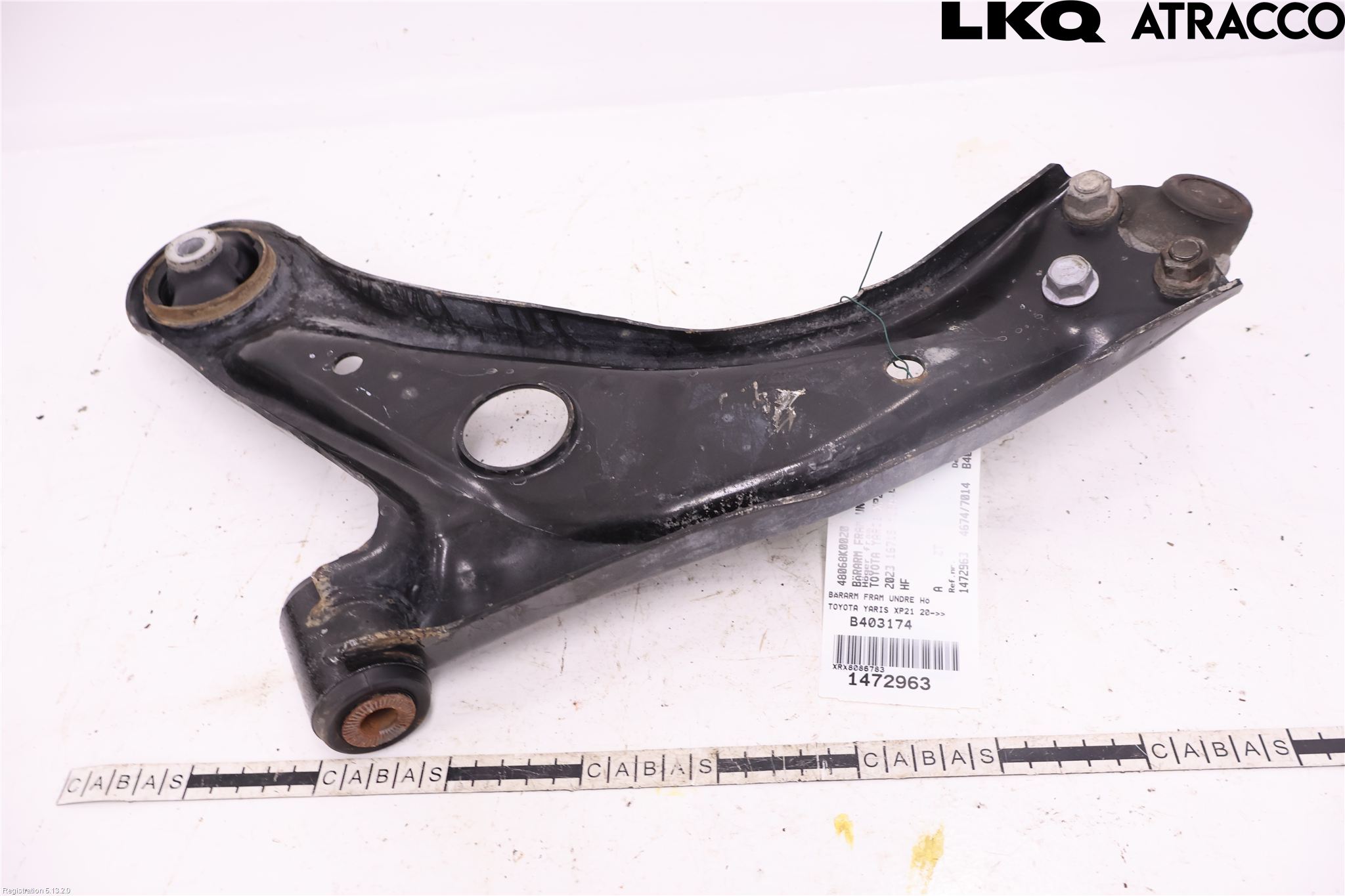 Toyota YARIS XP21 20- Bärarm Fram Undre Hö