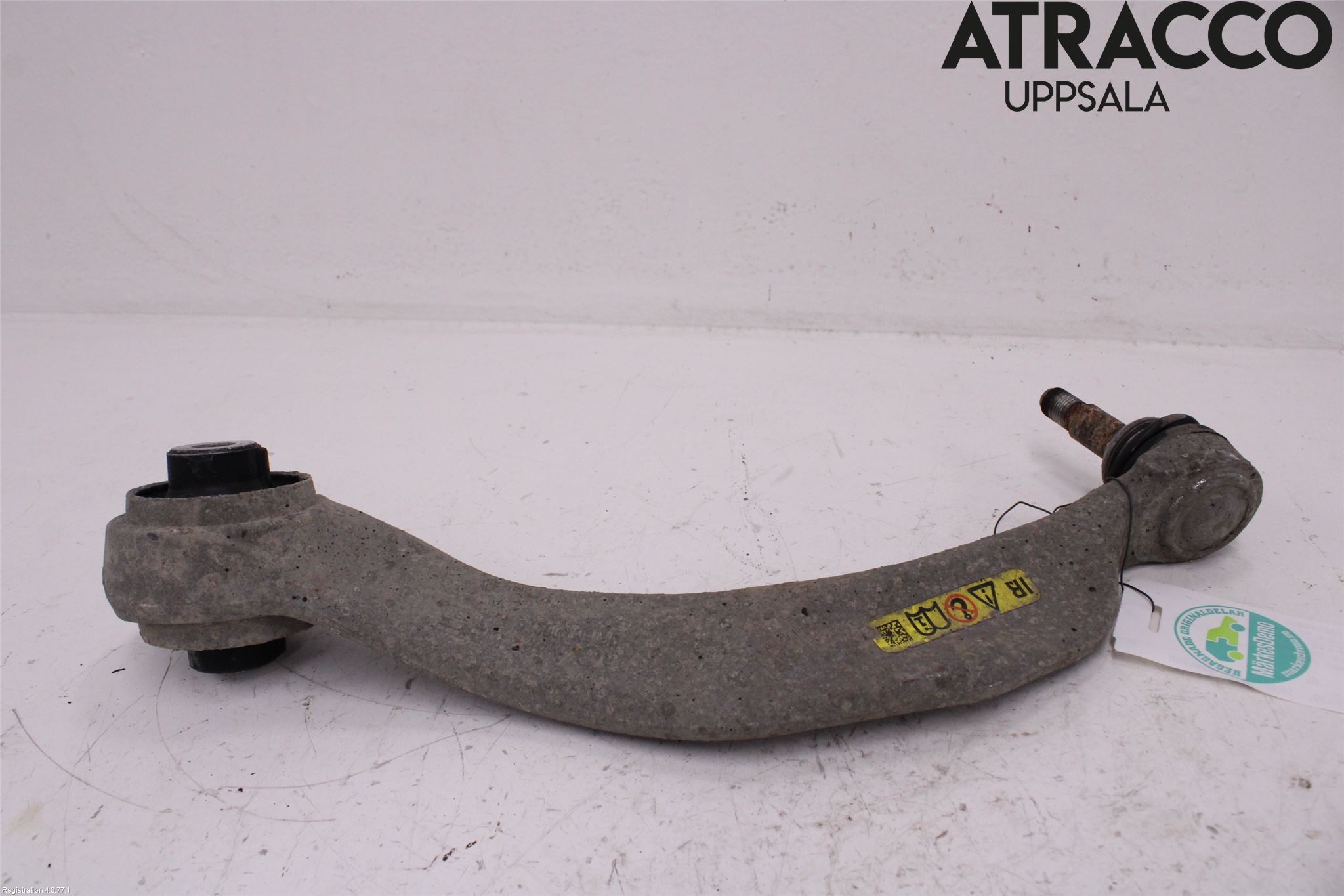 BMW 5 F10/F11/F18 09-17 Bärarm Fram Undre Hö