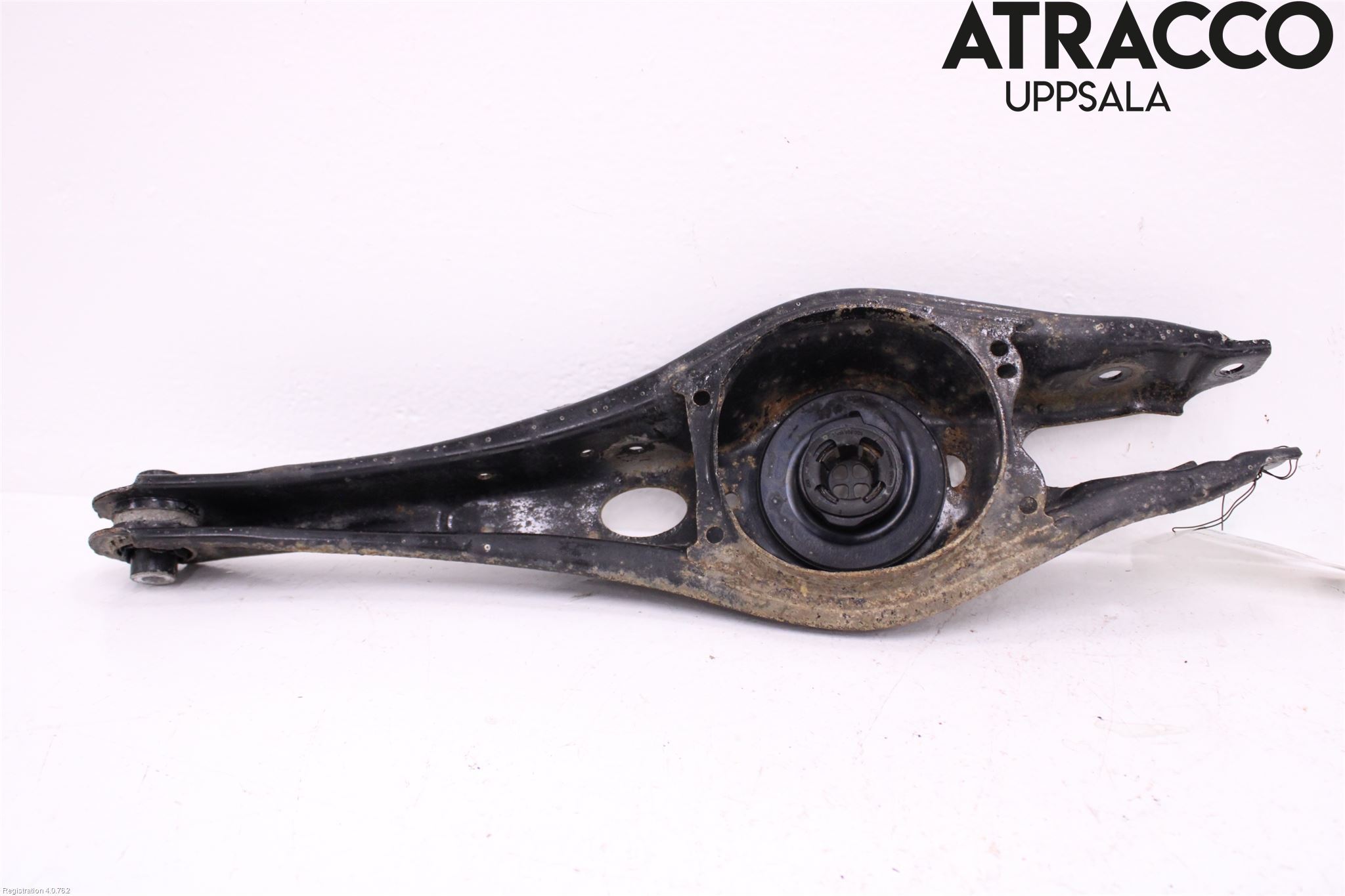 Volkswagen VW PASSAT 15-19 Bärarm Bak Vänster