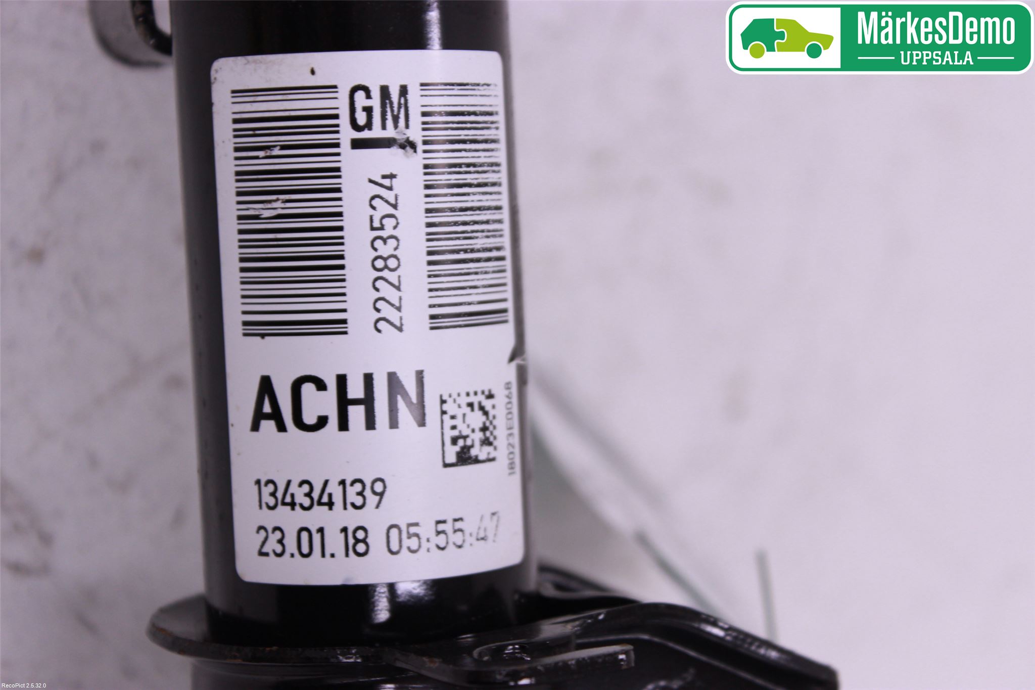 Opel CORSA E 15-19 Fjäderben Fram Vänster