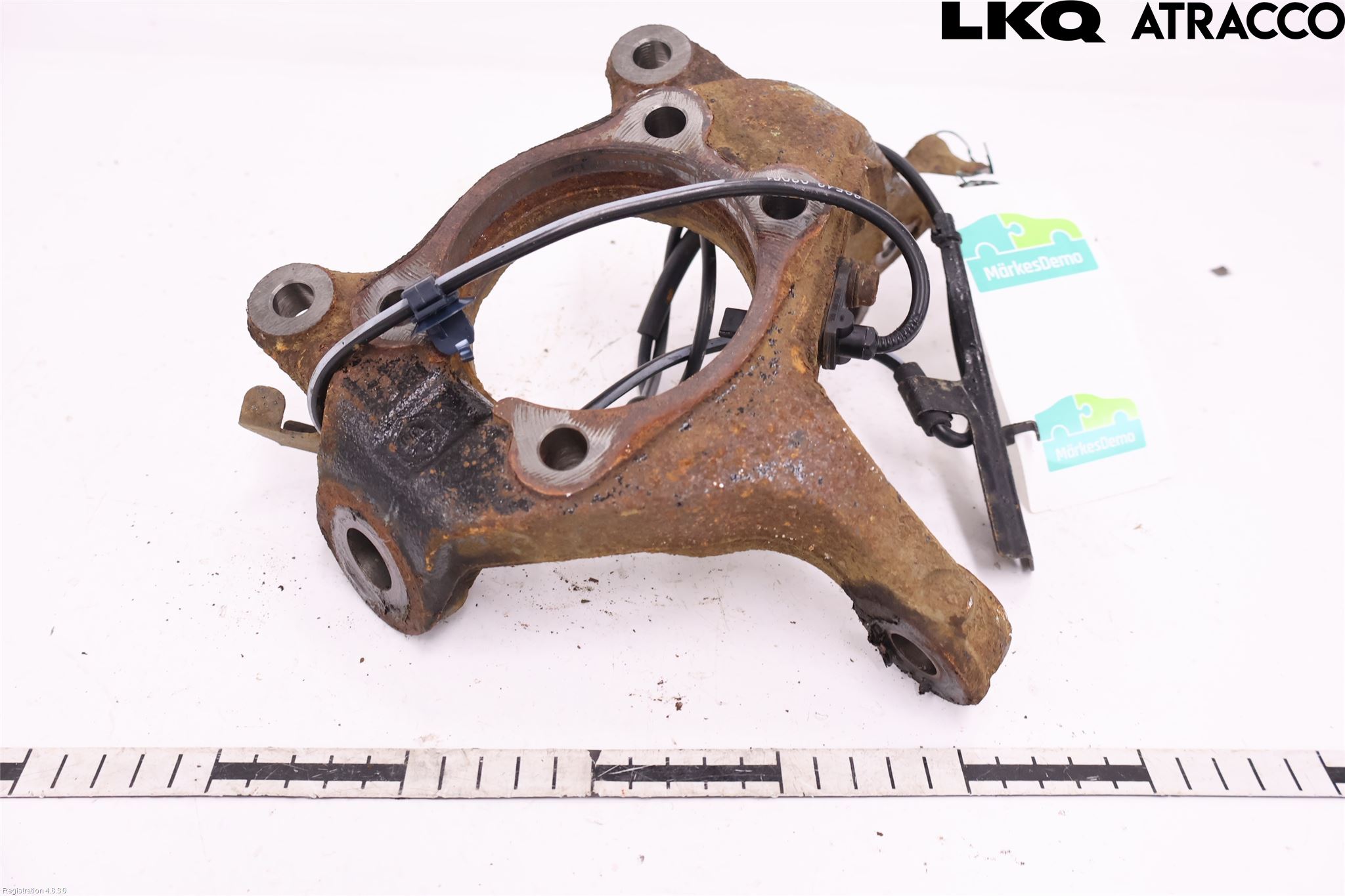 Toyota AURIS 13-19 Styrspindel Lagerhus Vä