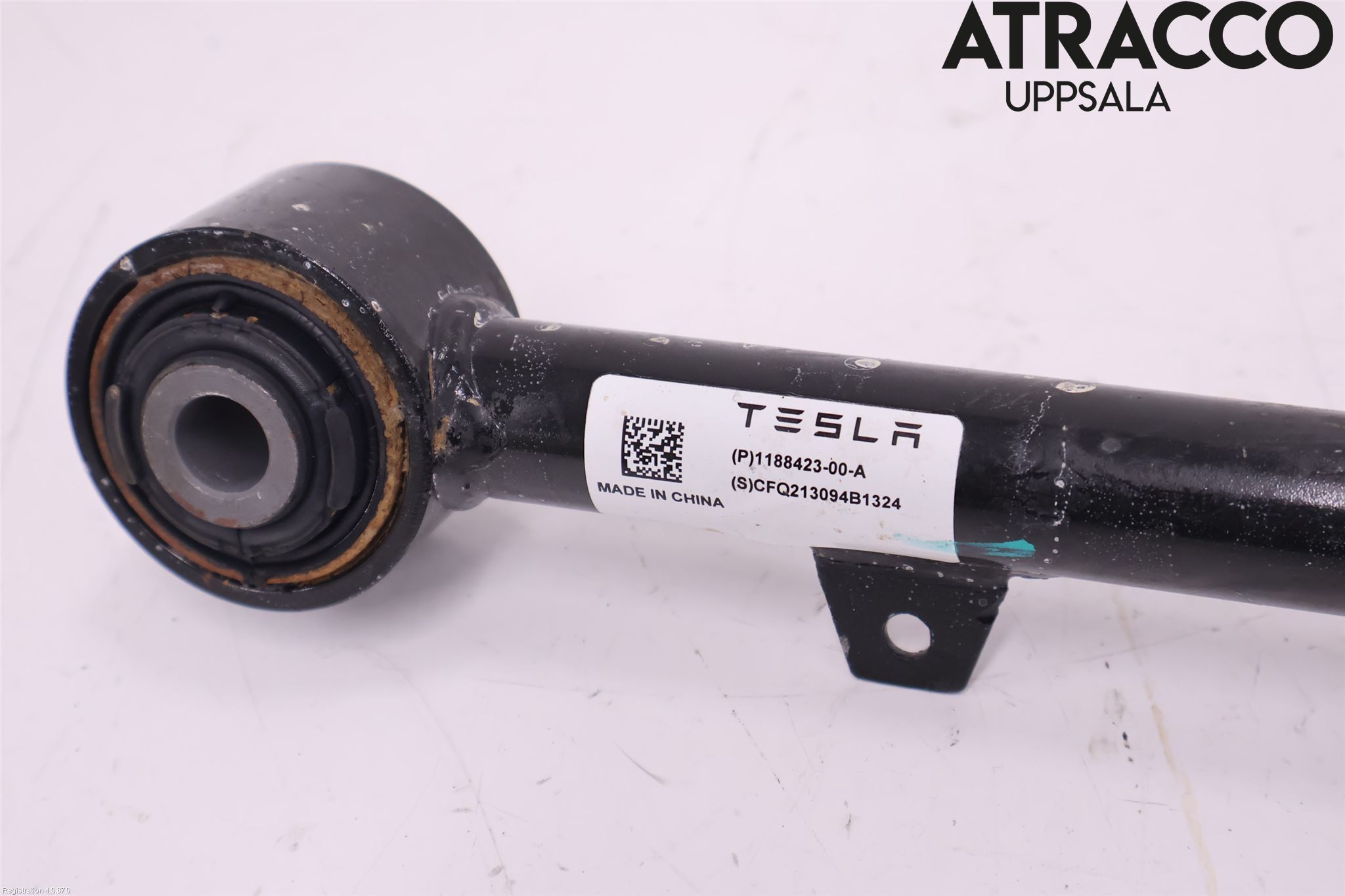 Tesla MODEL 3 17- Bärarm Bak Höger