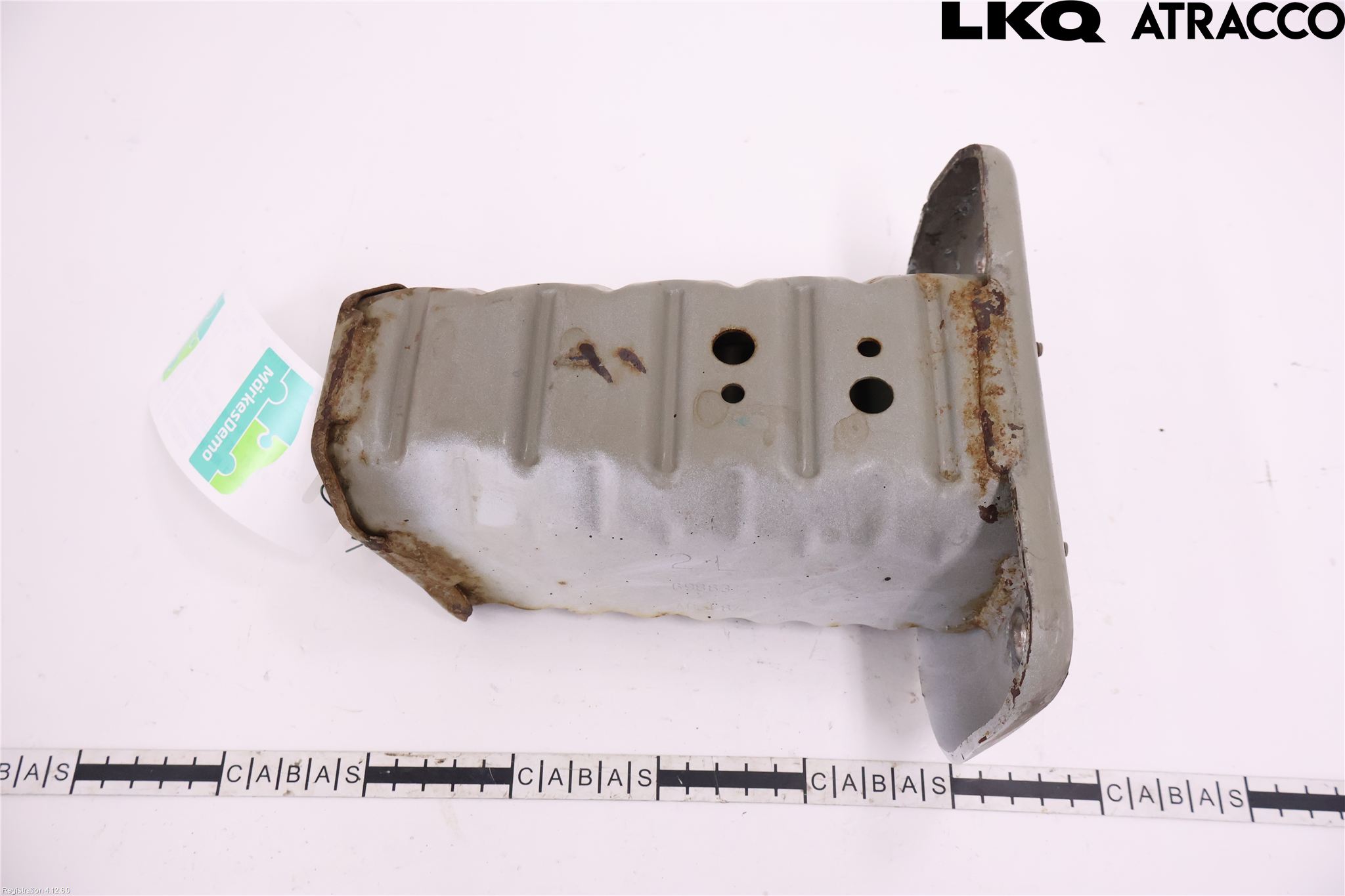 Toyota YARIS XP130 12-14 Stötfångarbärjärn Fram